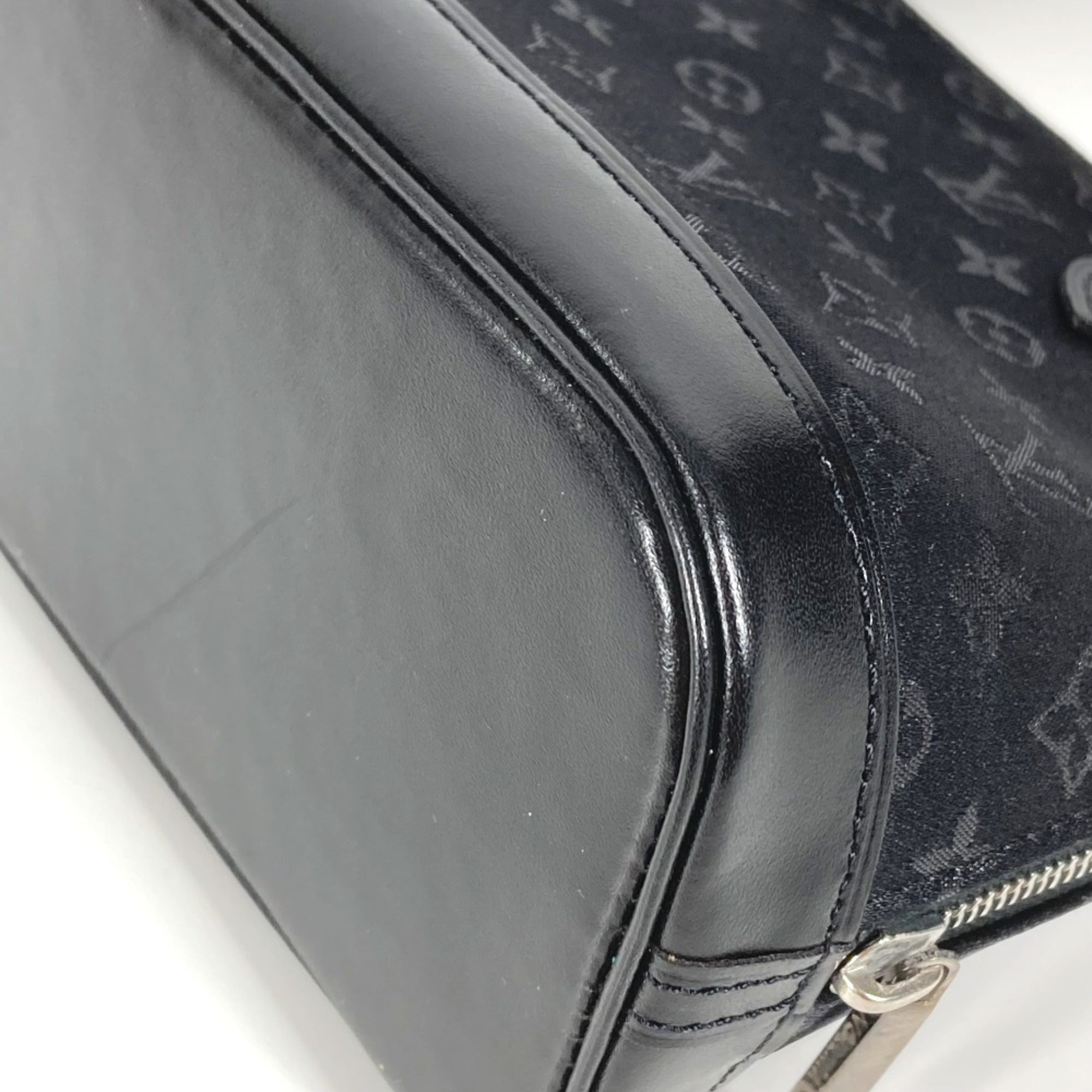 Louis Vuitton Black Noir Satin Leather Handbag (Pre-Owned)