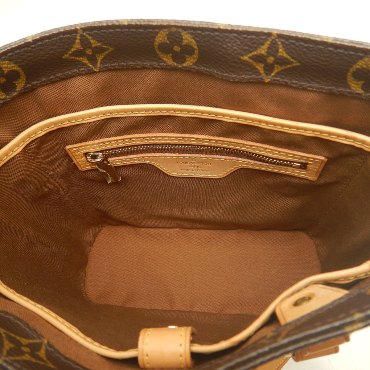 Louis Vuitton Brown Monogram Canvas Handbag (Pre-Owned)