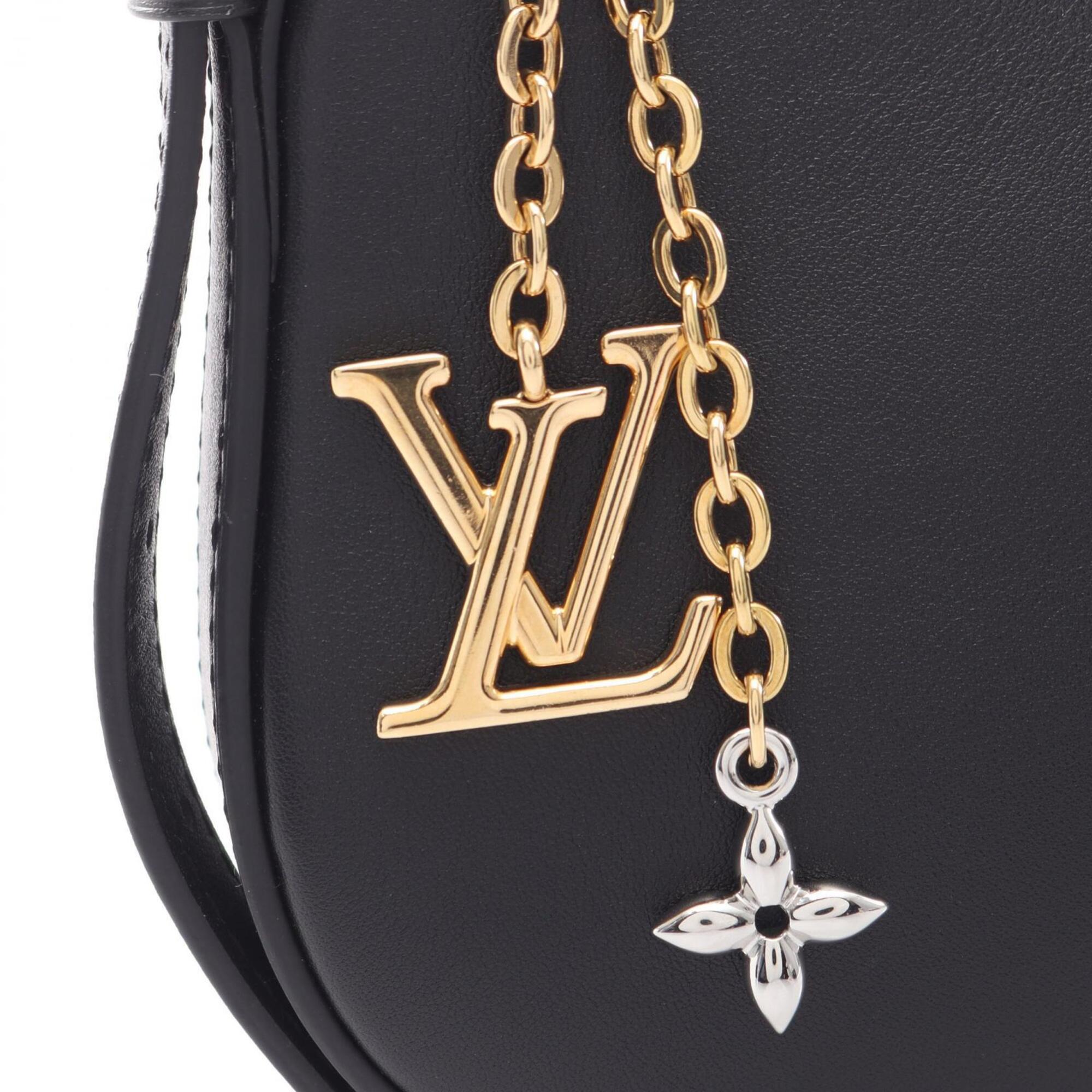 Louis Vuitton Black Leather Handbag Pochette Shoulder Bag (Pre-Owned)
