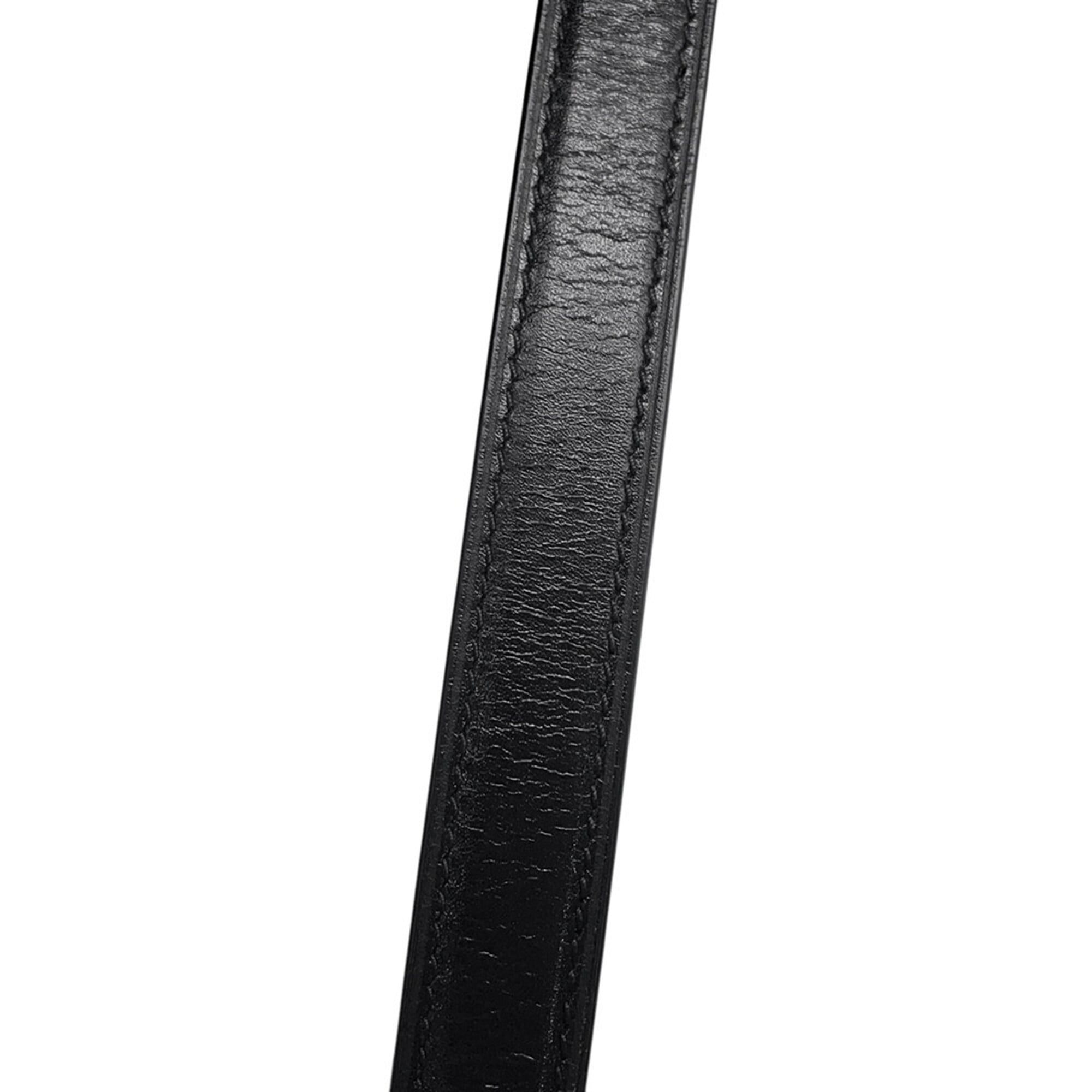 Saint Laurent Black Handbag (Pre-Owned)