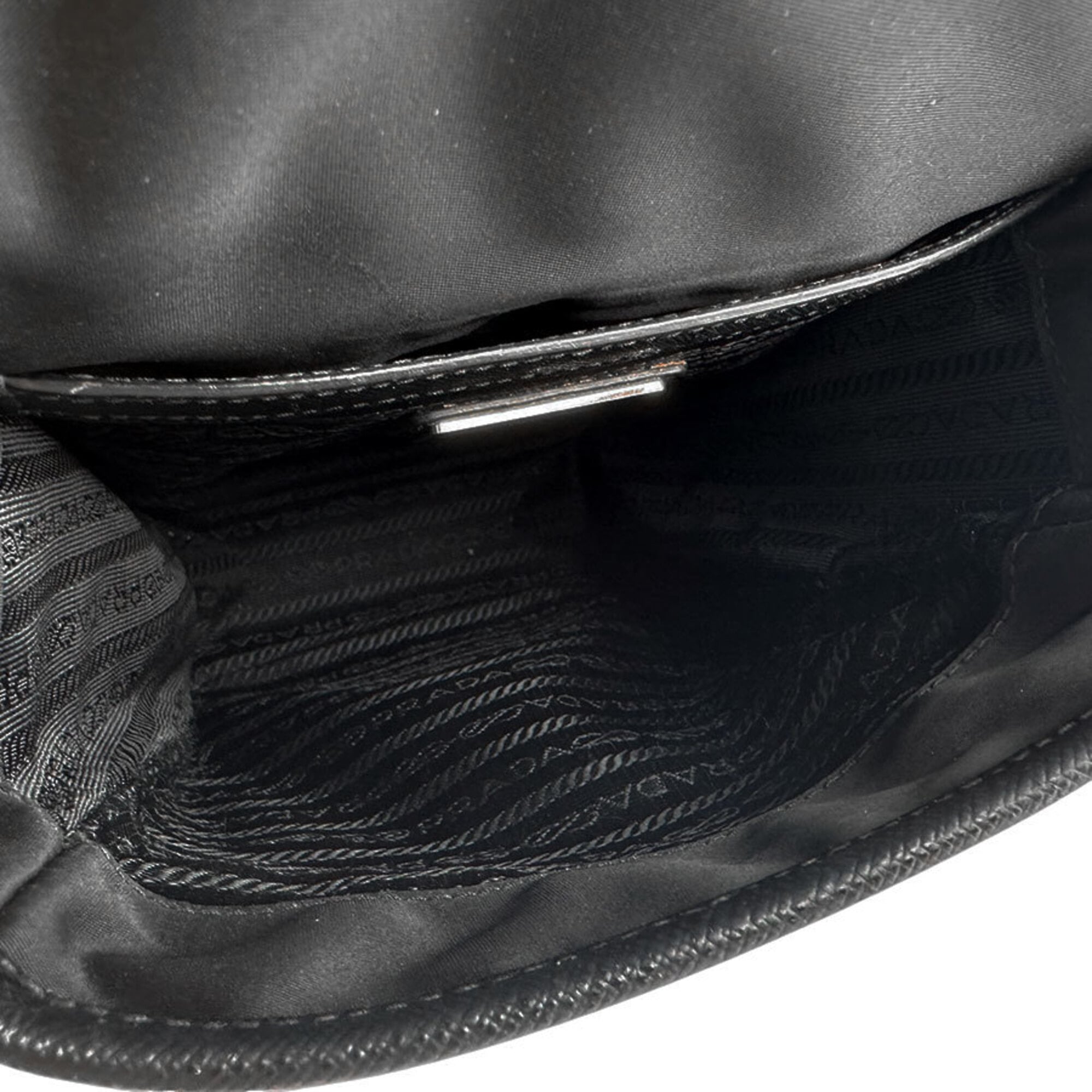 Prada Black Nylon Shoulder Bag (Pre-Owned)