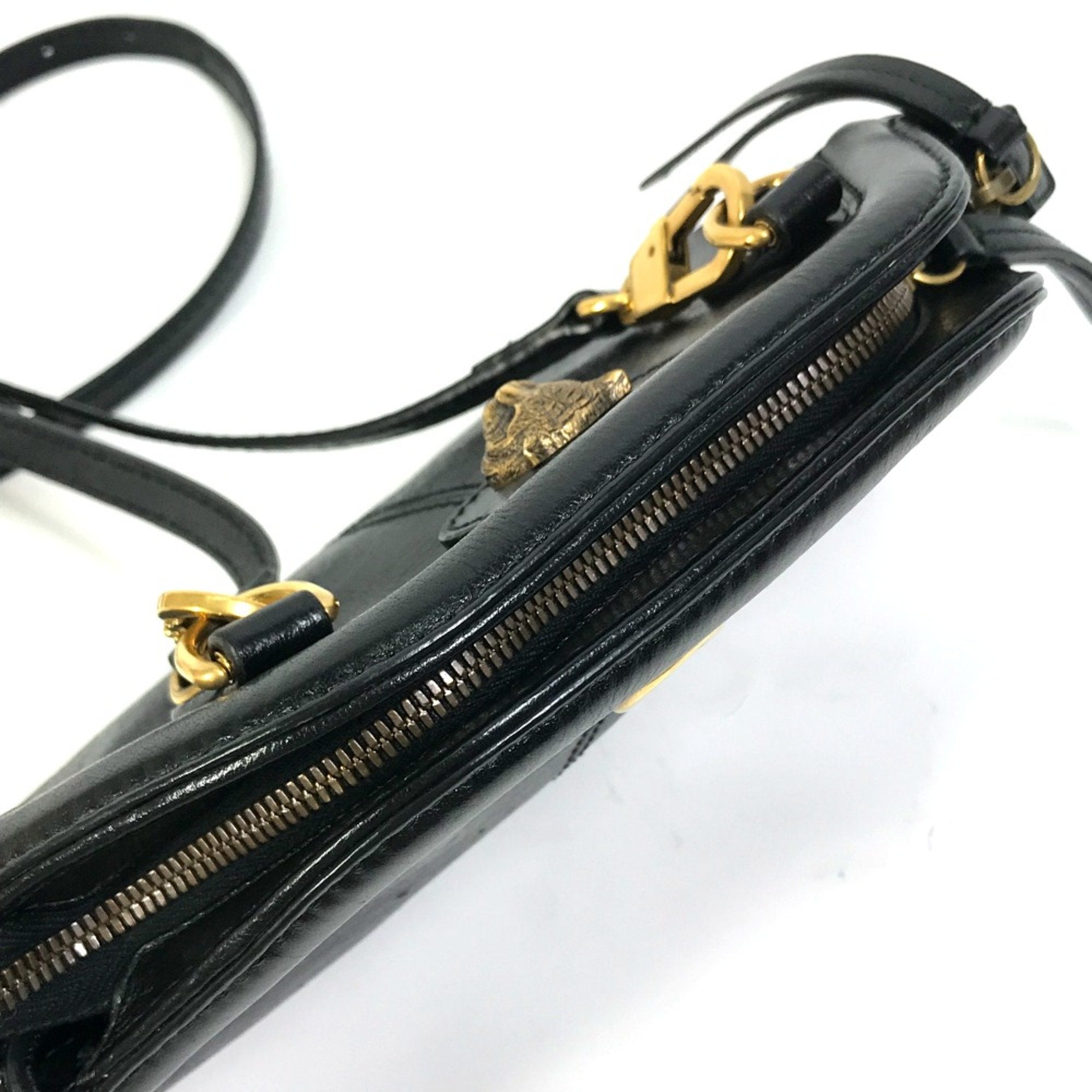 Gucci Black Leather Shoulder Bag (Pre-Owned)