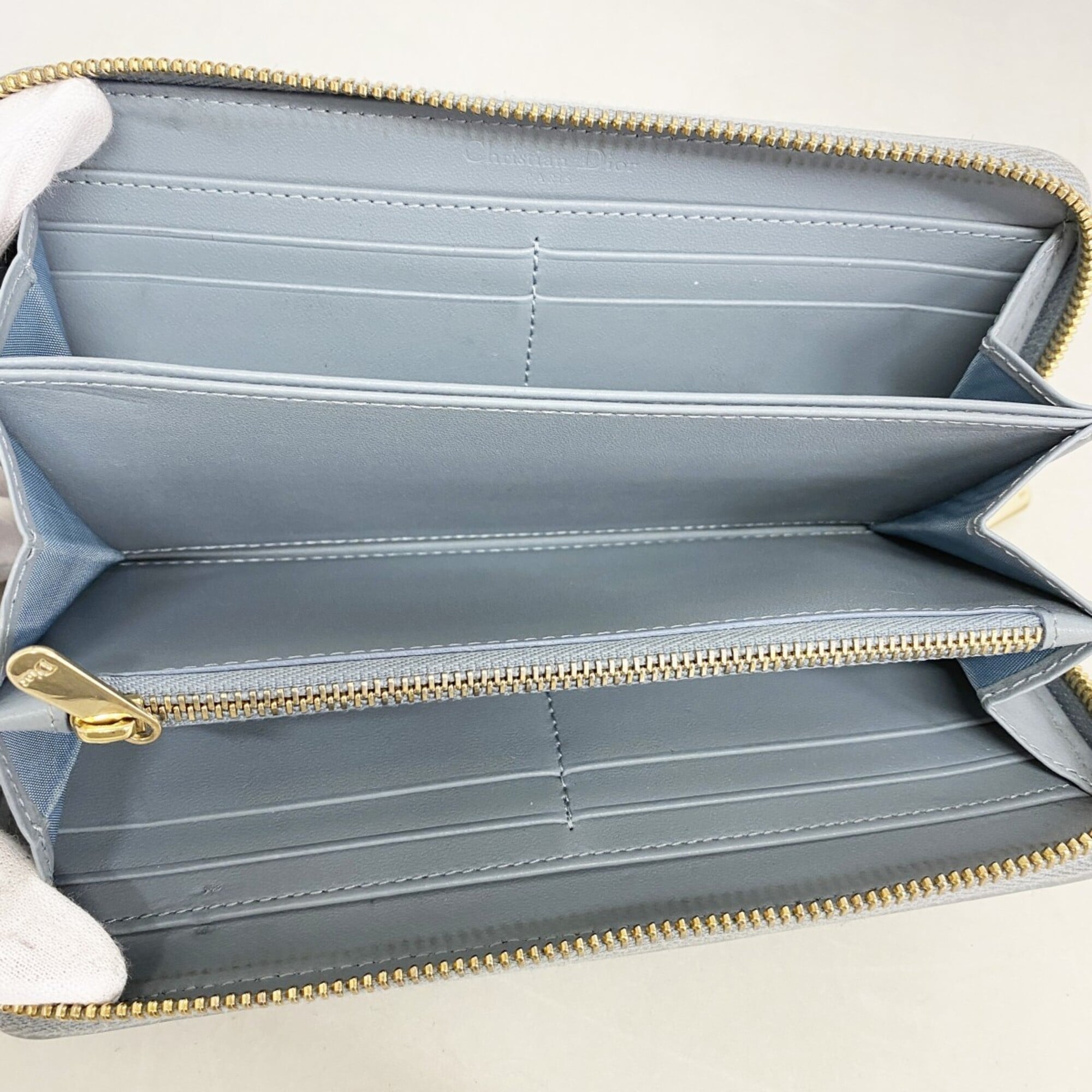 Christian Dior Light Blue Leather Long Wallet (Bi-Fold) (Pre-Owned)