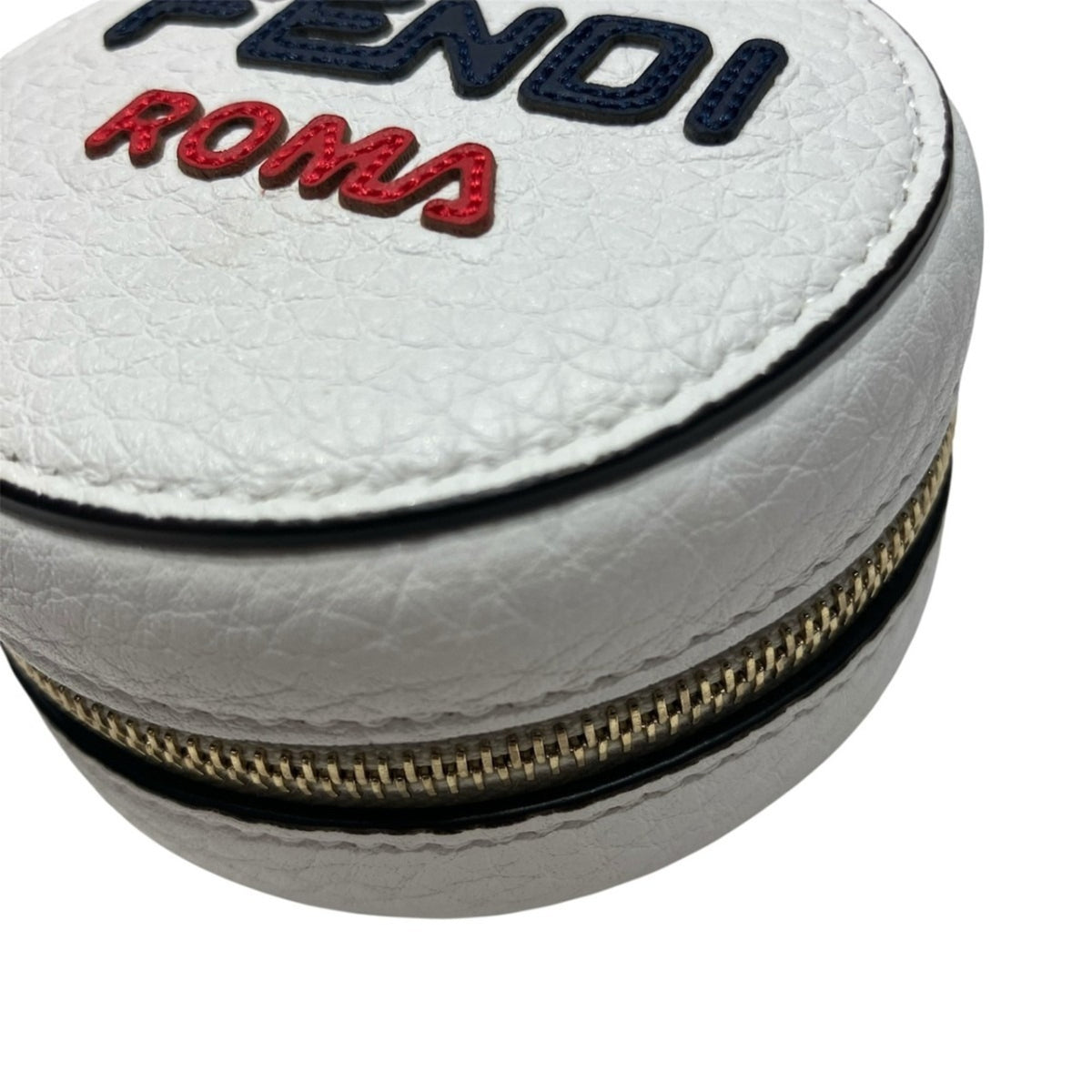 Fendi White Leather Pochette (Pre-Owned)