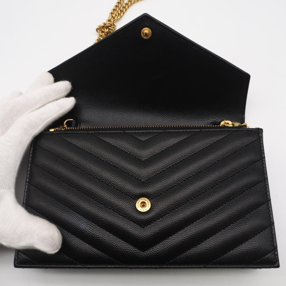 Yves Saint Laurent Black Leather Chain/Shoulder Wallet (Pre-Owned)