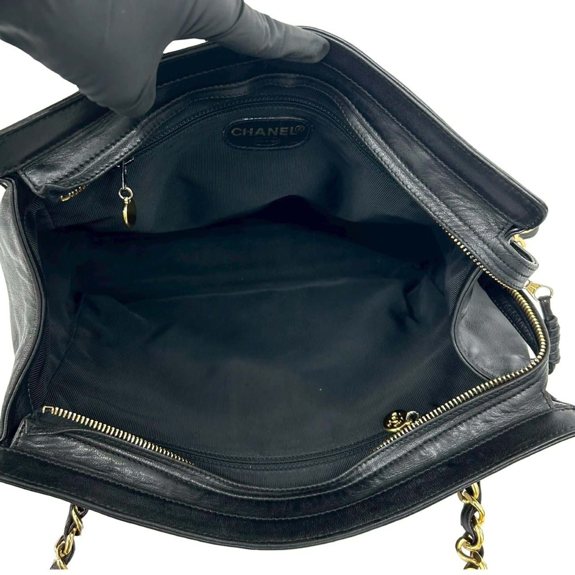 Chanel Black Leather Shoulder Bag Tote Bag (Pre-Owned)