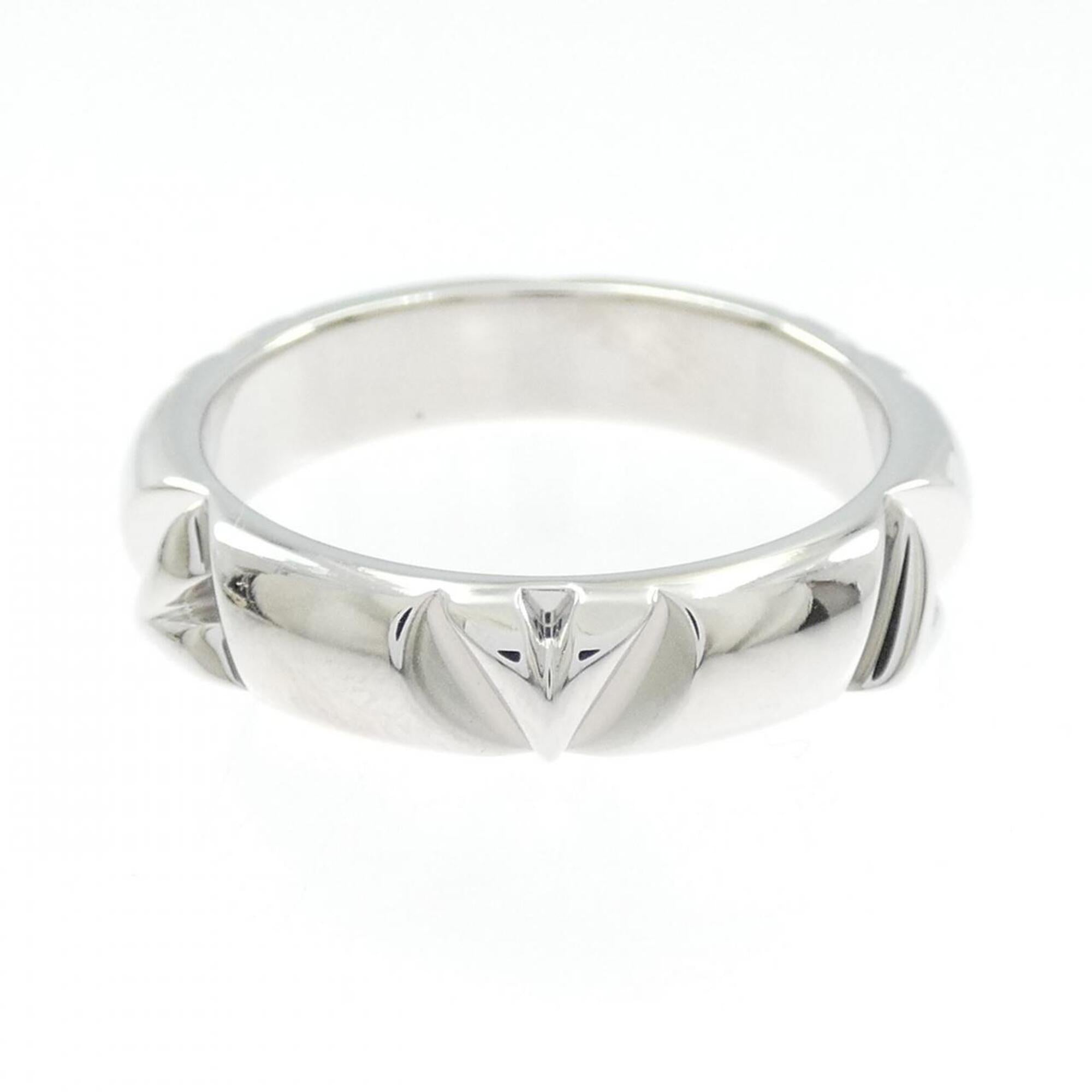 Louis Vuitton White Gold (18K) Band Ring (Pre-Owned)