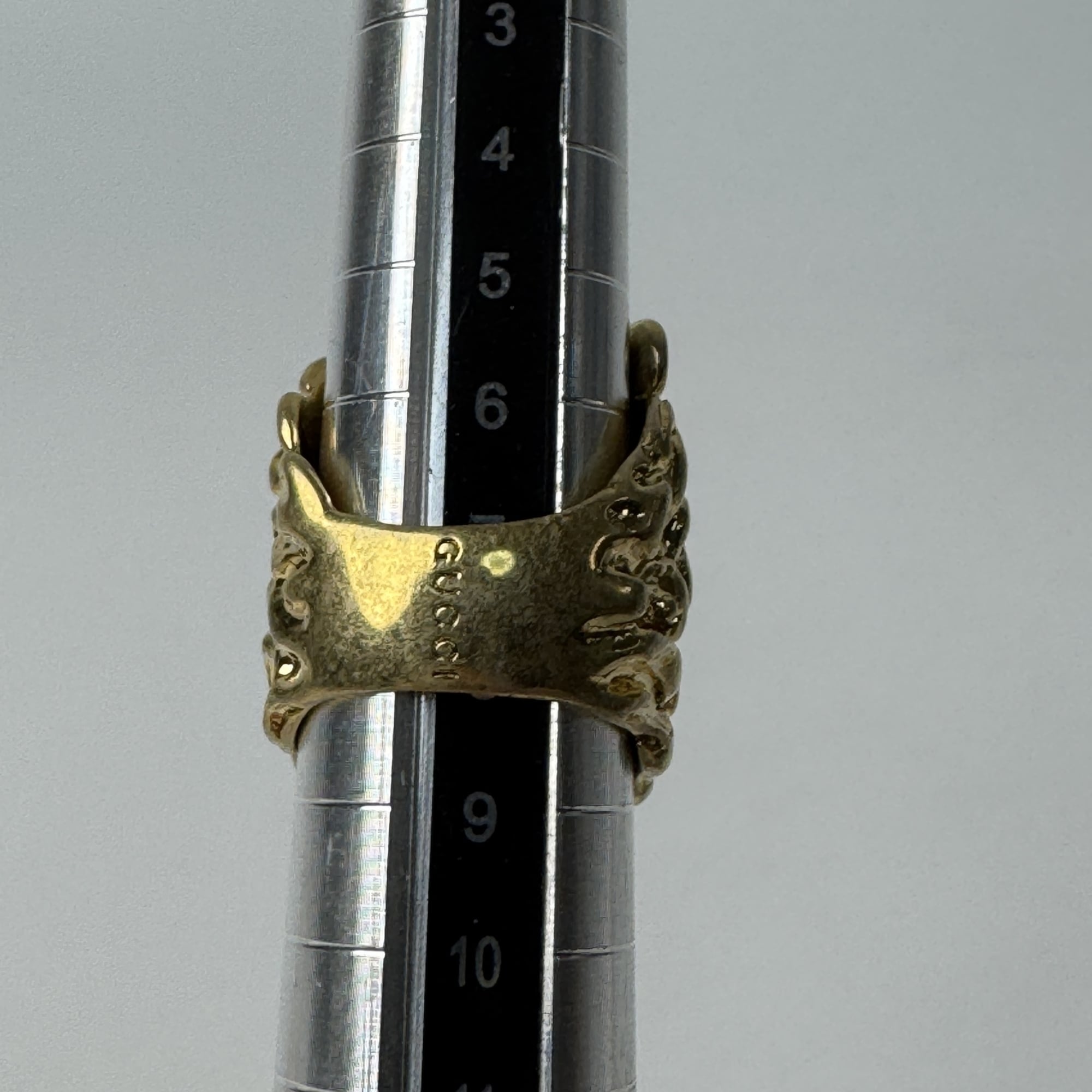 Gucci Gold Metal Band Ring (Pre-Owned)