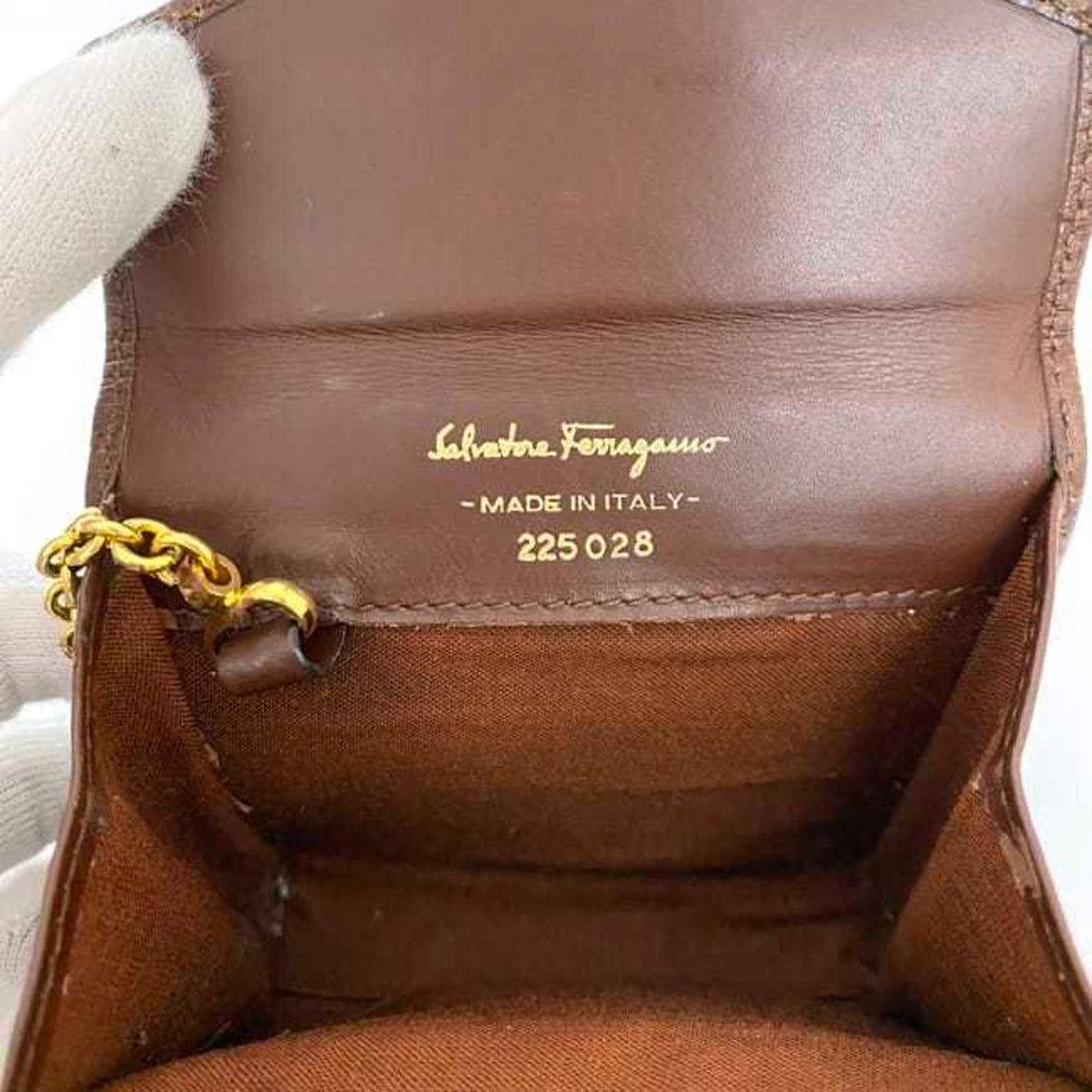 Salvatore Ferragamo Brown Leather Coin Purse/Coin Case (Pre-Owned)