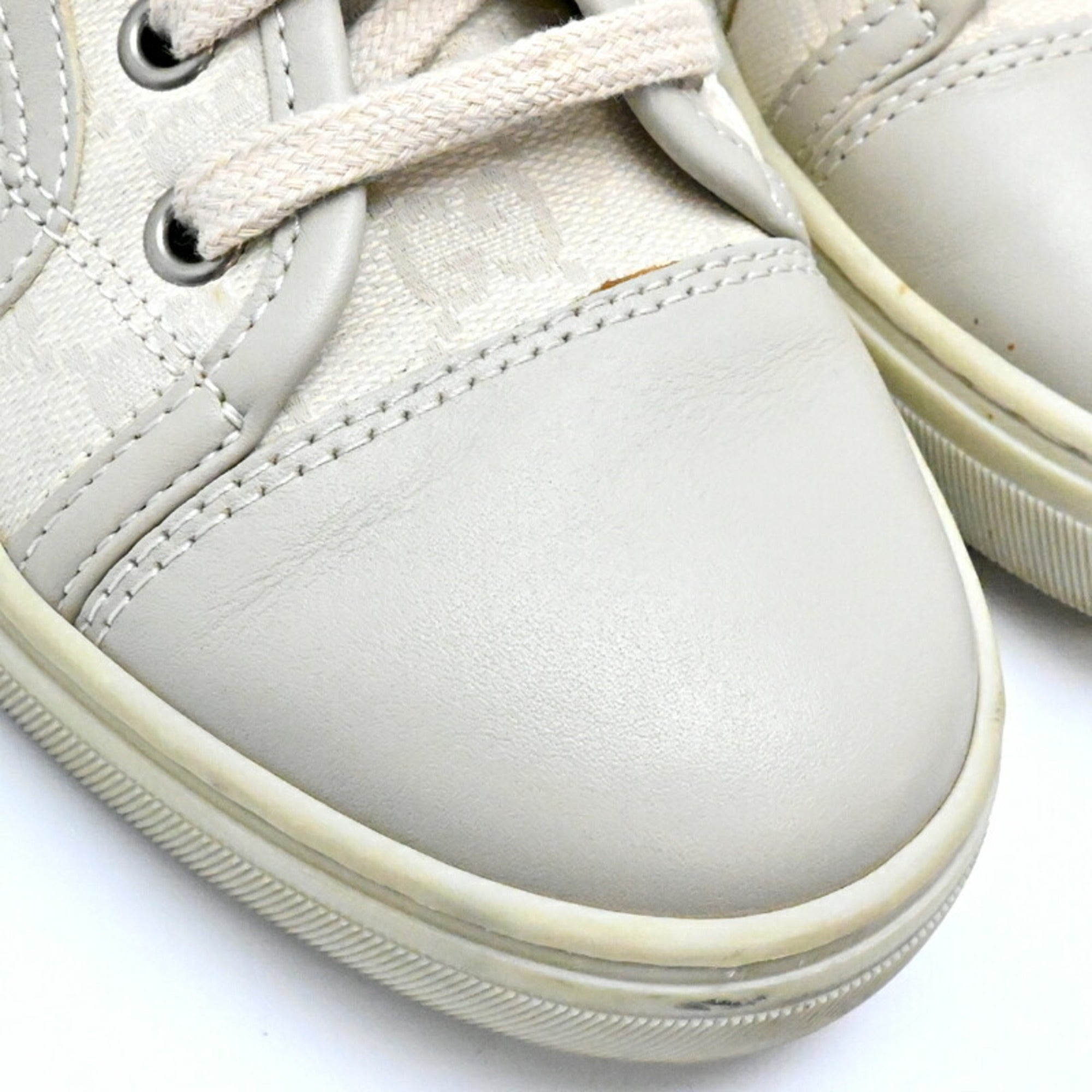 Gucci Sneakers (Pre-Owned)