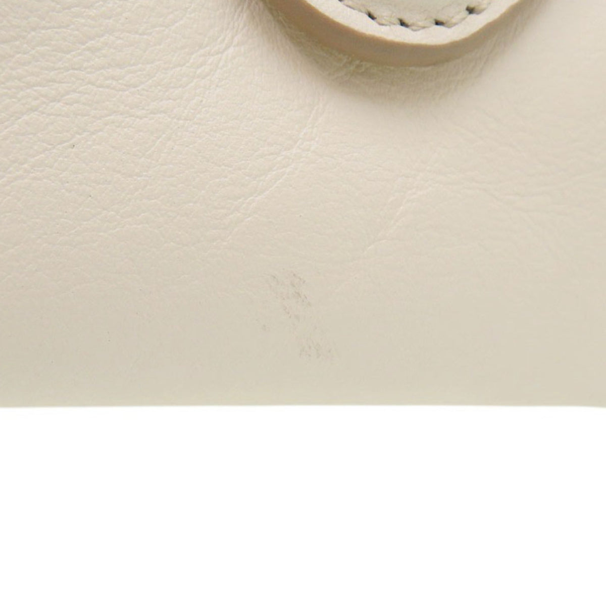 Tod's Ivory Leather Handbag (Pre-Owned)