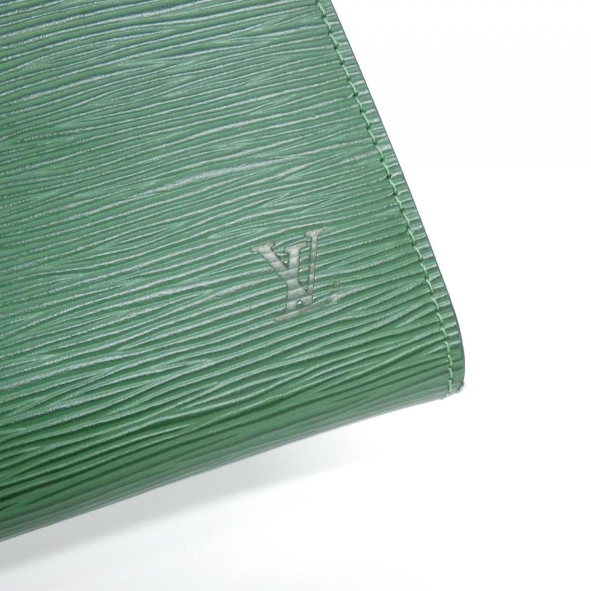 Louis Vuitton Epi Green Leather Pochette (Pre-Owned)