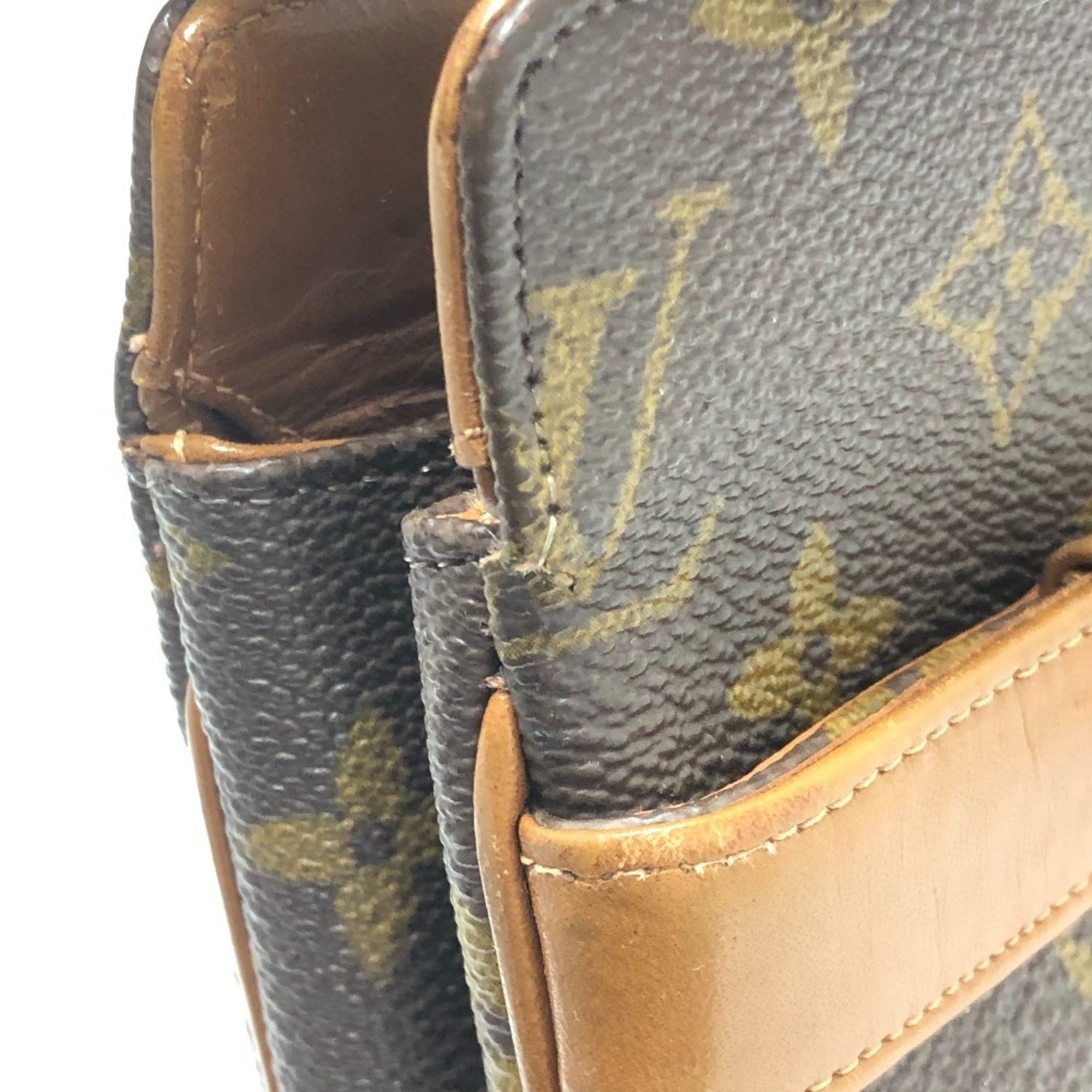 Louis Vuitton Brown Monogram Handbag (Pre-Owned)