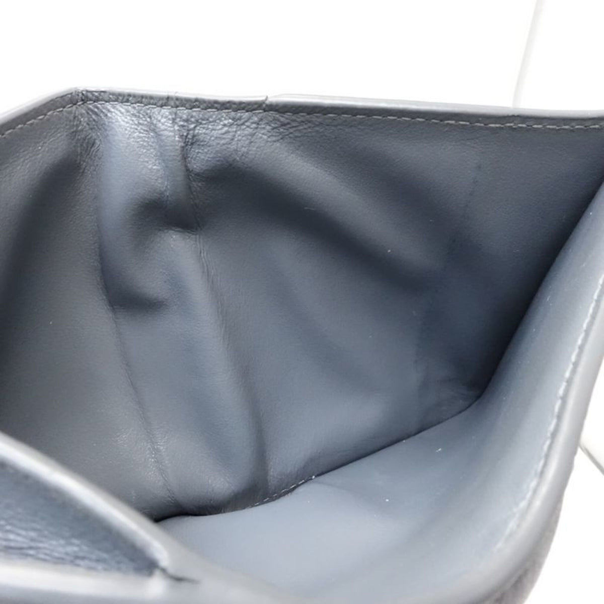 Bottega Veneta Gray Leather Wallet (Bi-Fold) (Pre-Owned)