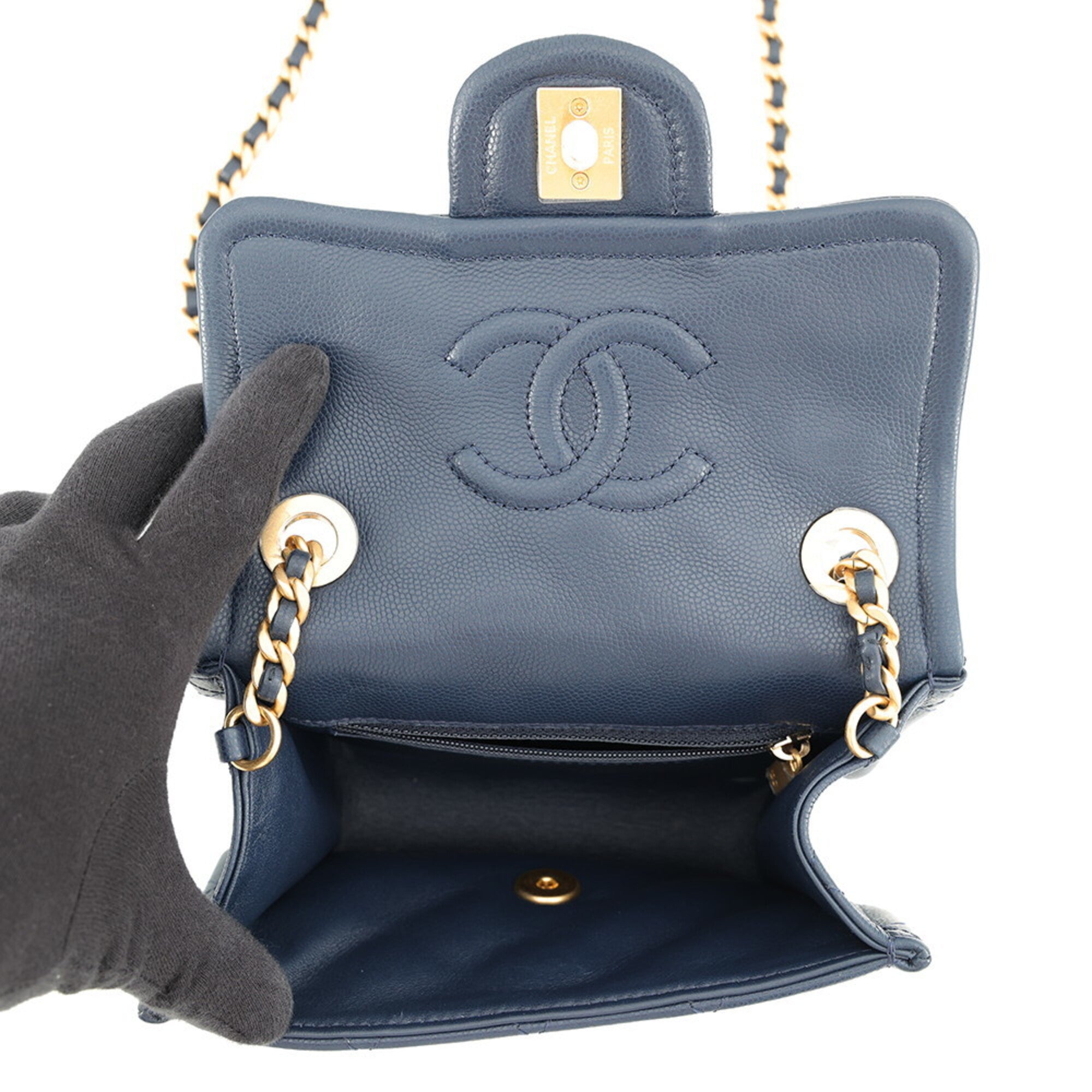 Chanel Matelasse Navy Grained Calfskin Handbag Shoulder Bag (Pre-Owned)