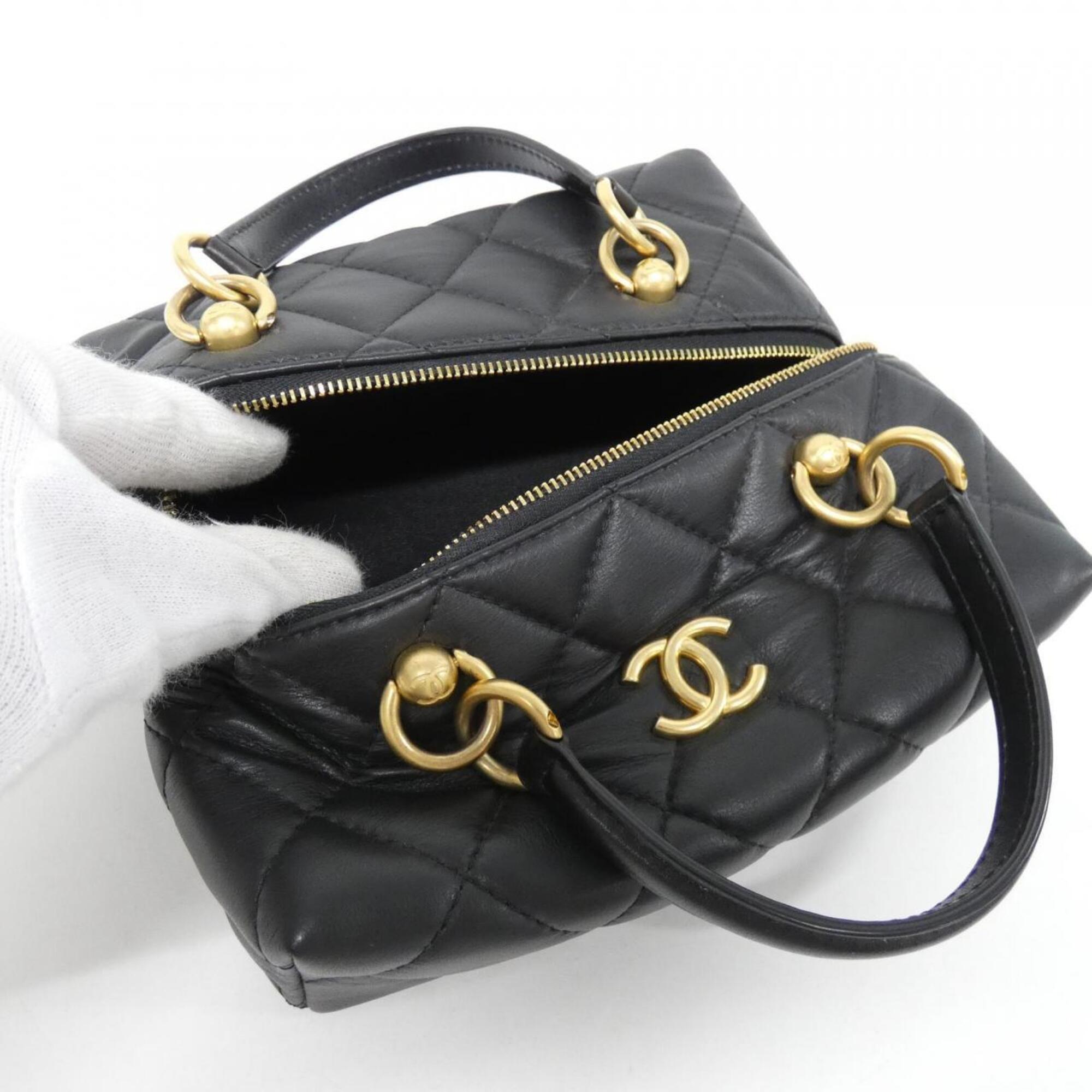 Chanel Black Leather Handbag (Pre-Owned)