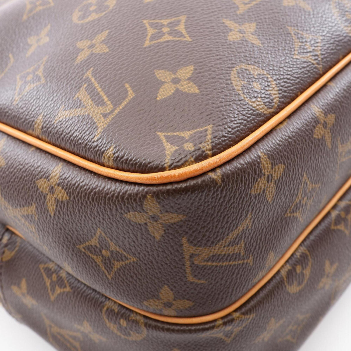 Louis Vuitton Brown Monogram Coated Canvas Handbag Shoulder Bag (Pre-Owned)