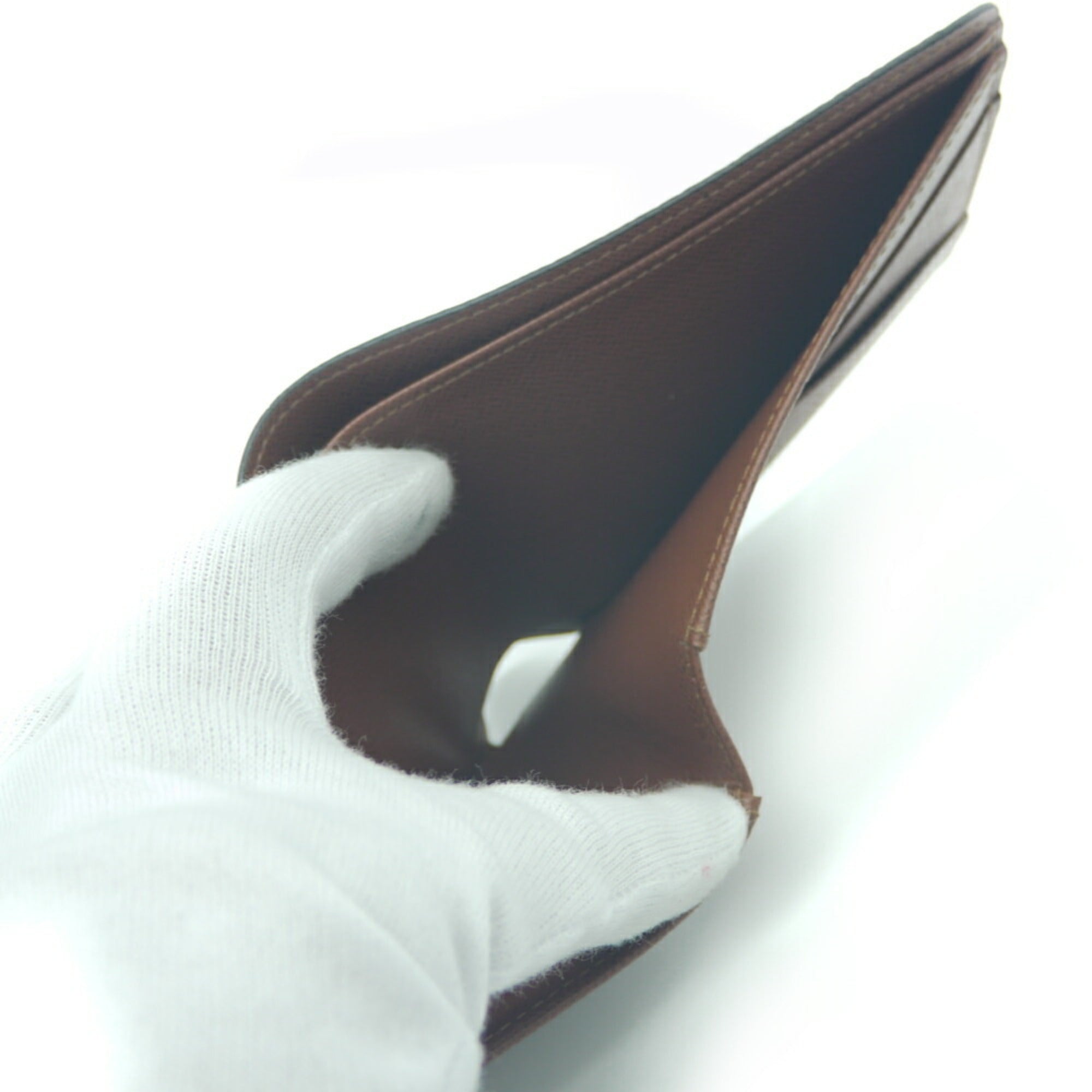 Louis Vuitton Monogram Monogram Wallet (Bi-Fold) (Pre-Owned)