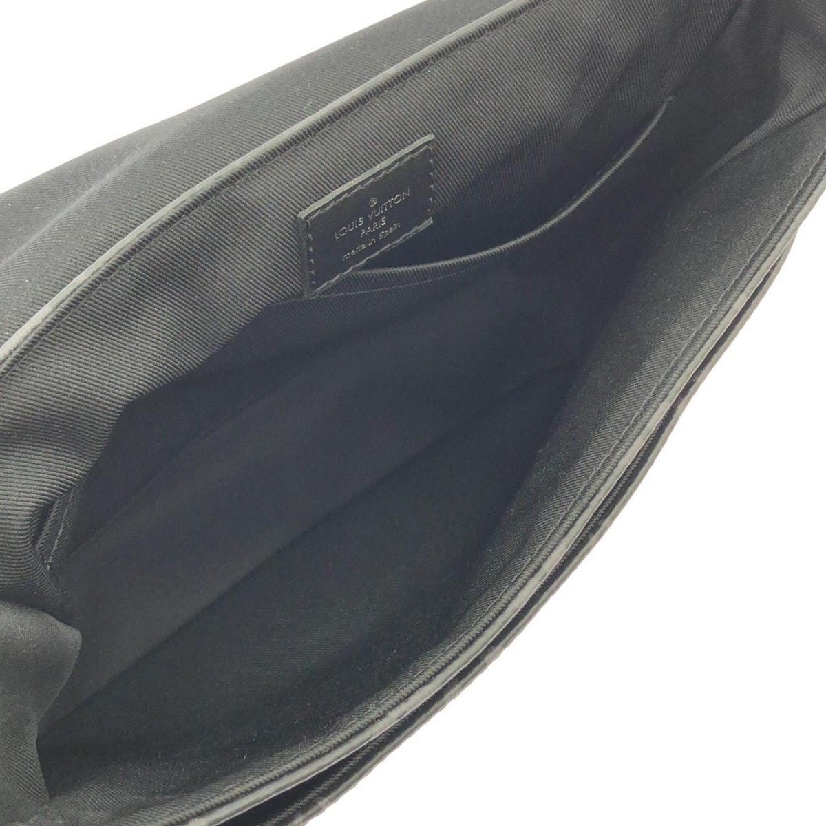 Louis Vuitton Monogram Eclipse Black Coated Canvas Shoulder Bag (Pre-Owned)