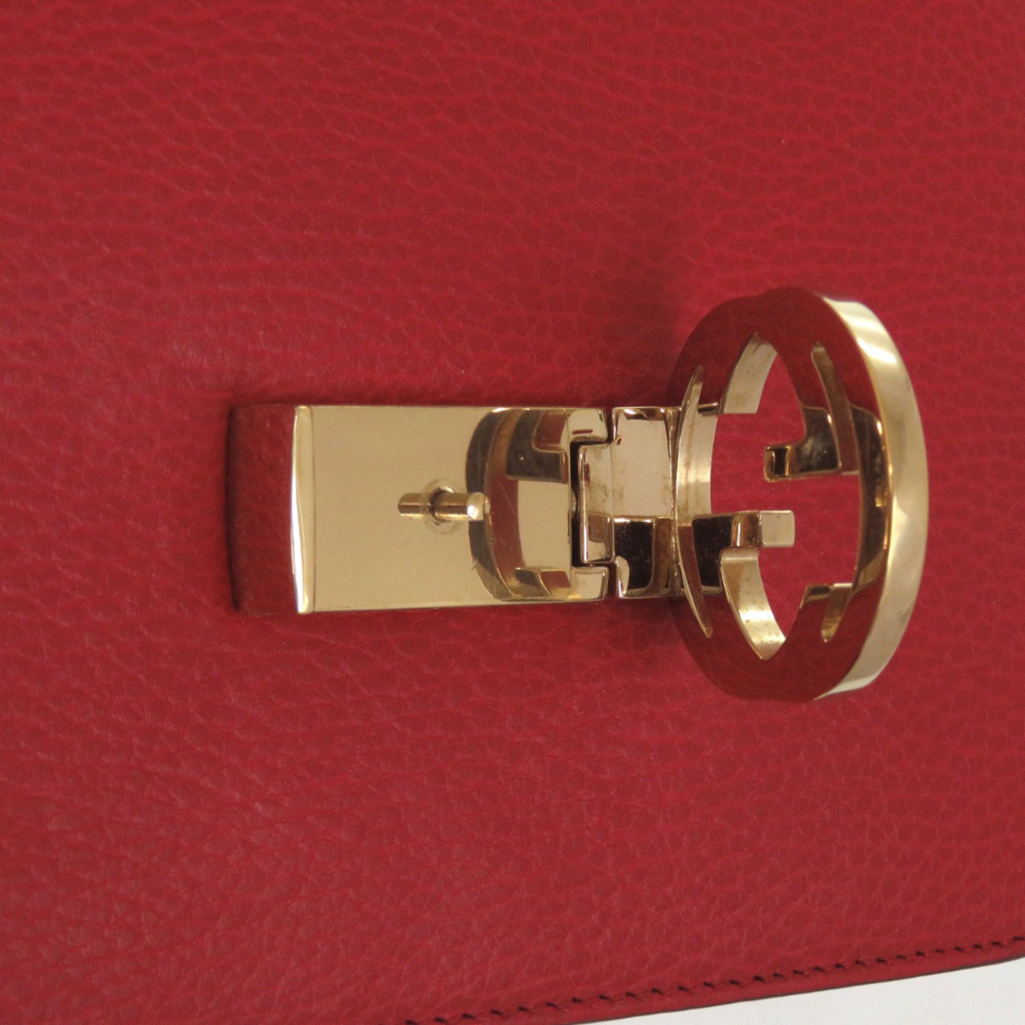 Gucci Red Color Leather Shoulder Bag (Pre-Owned)