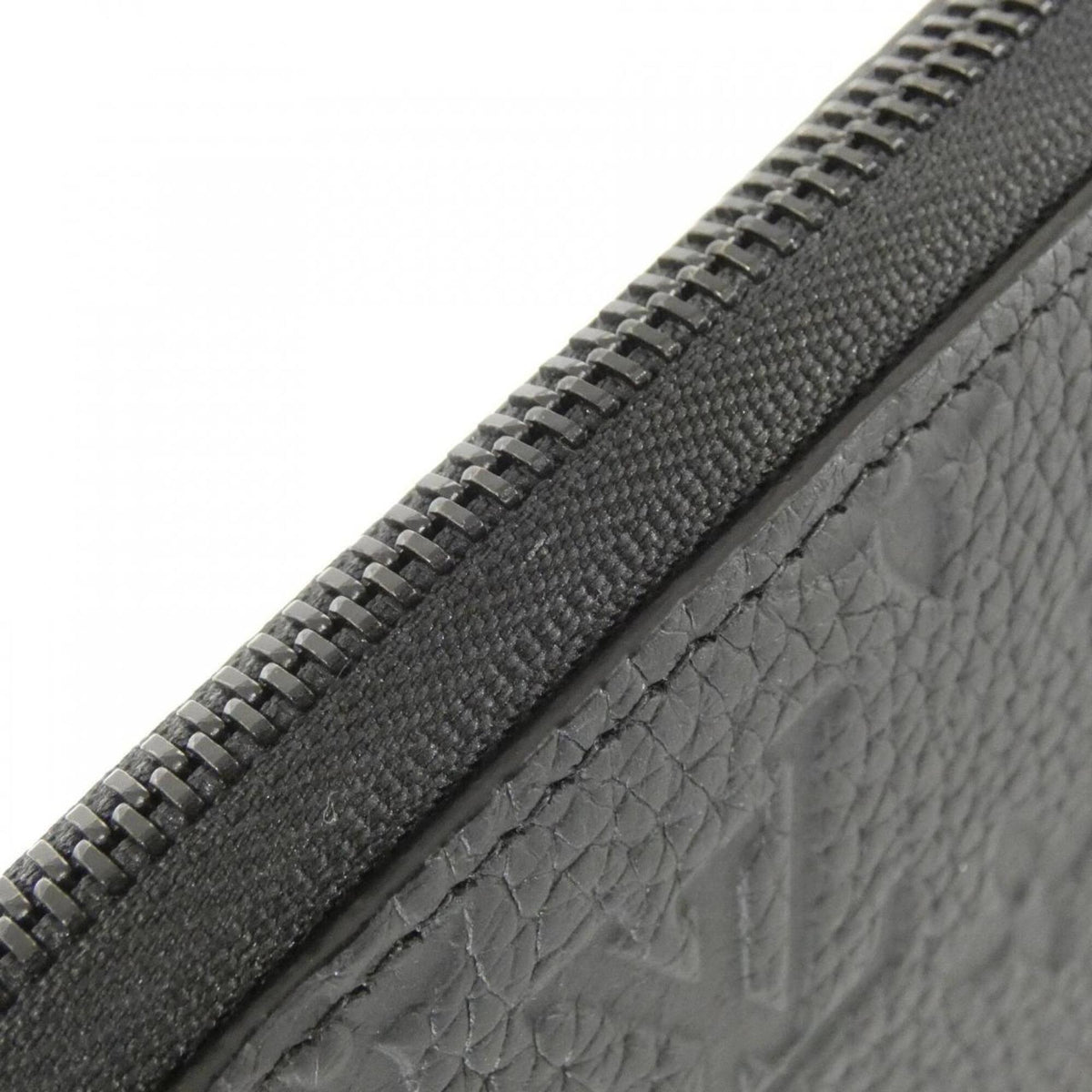 Louis Vuitton Taurillon Black Leather Long Wallet (Bi-Fold) (Pre-Owned)