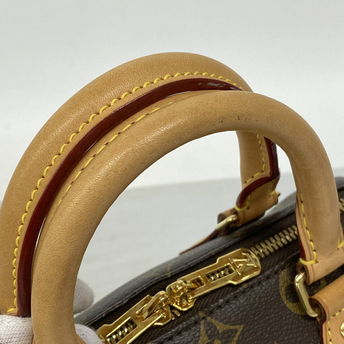 Louis Vuitton Brown Handbag (Pre-Owned)