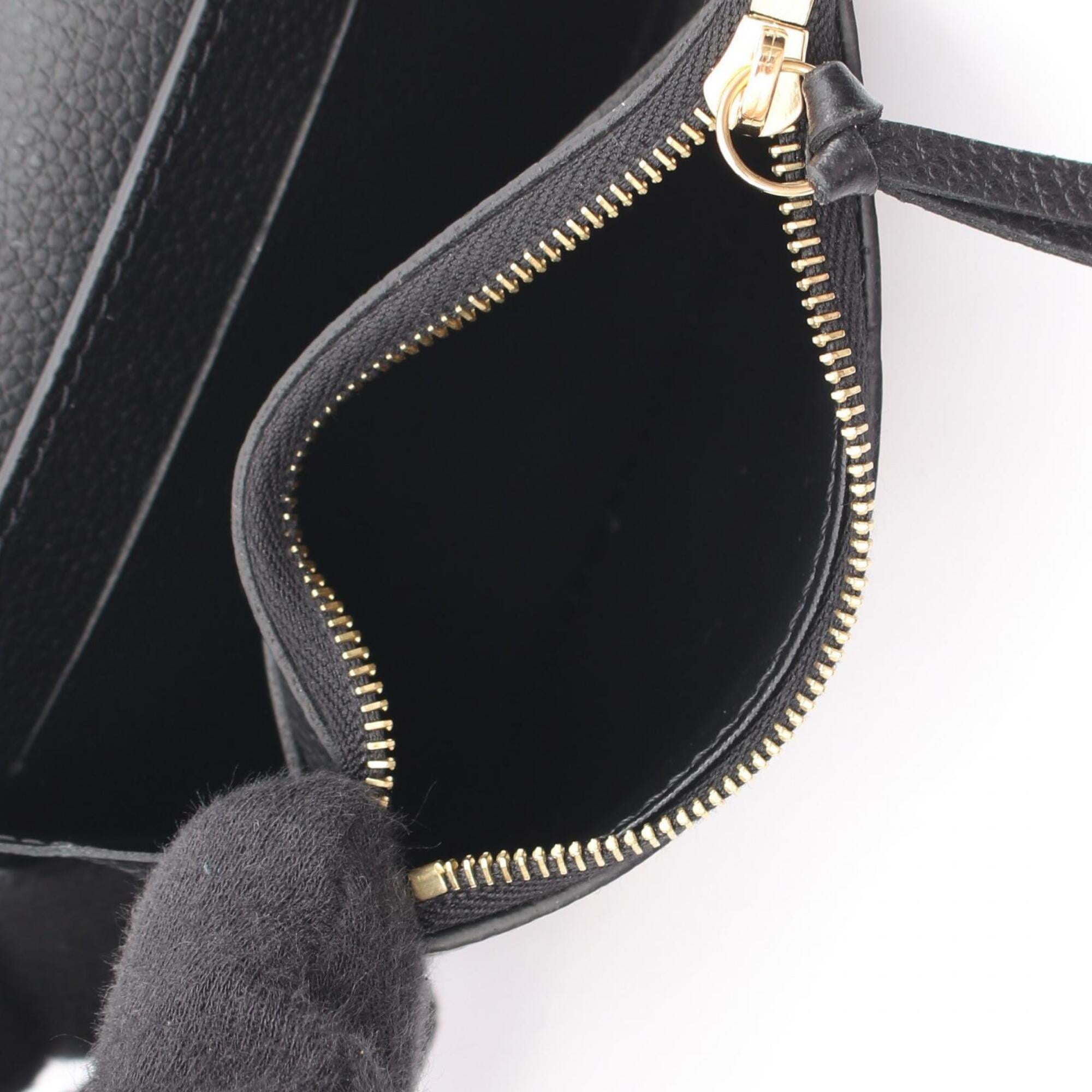 Louis Vuitton Black Leather Coin Purse/Coin Case (Pre-Owned)