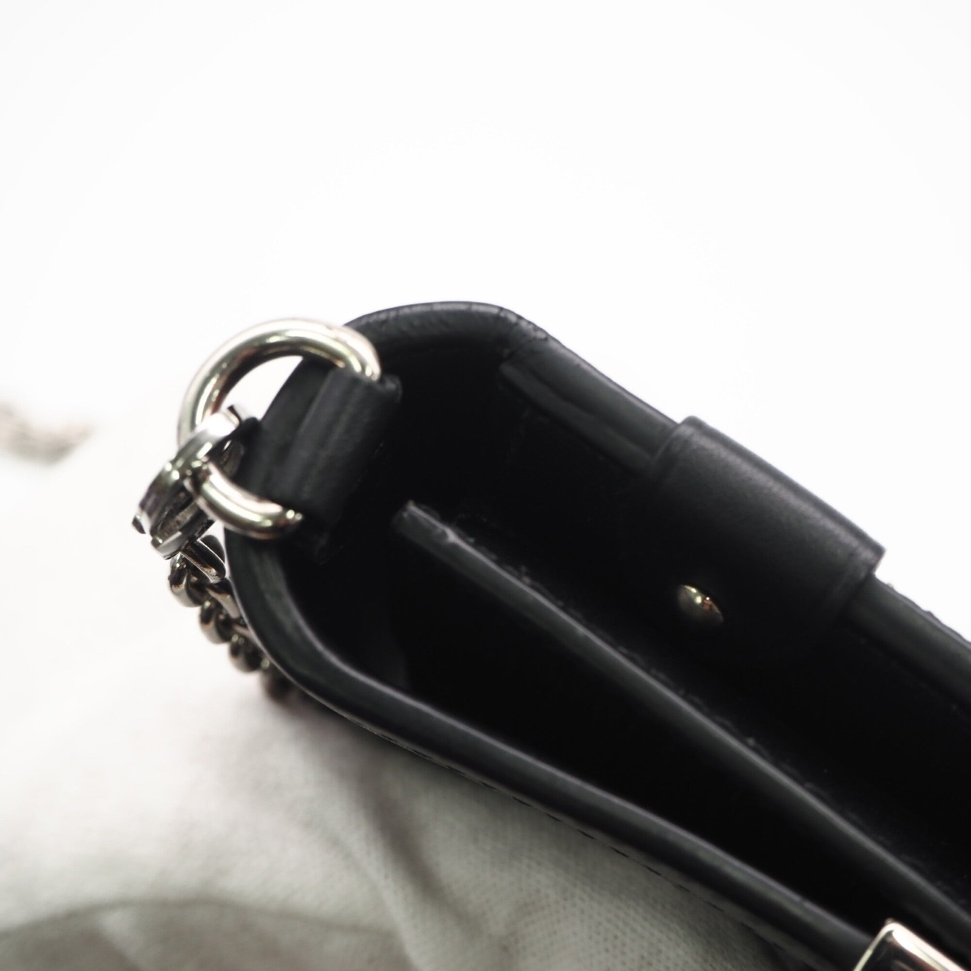 Louis Vuitton Black Shoulder Bag (Pre-Owned)