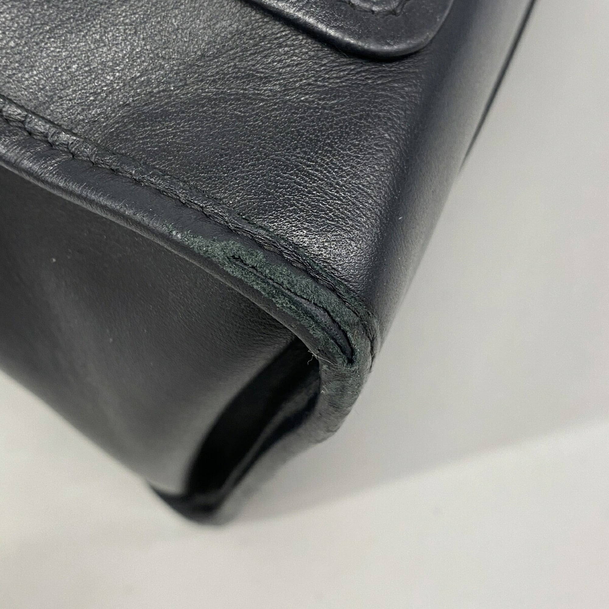 Fendi Black Leather Handbag (Pre-Owned)