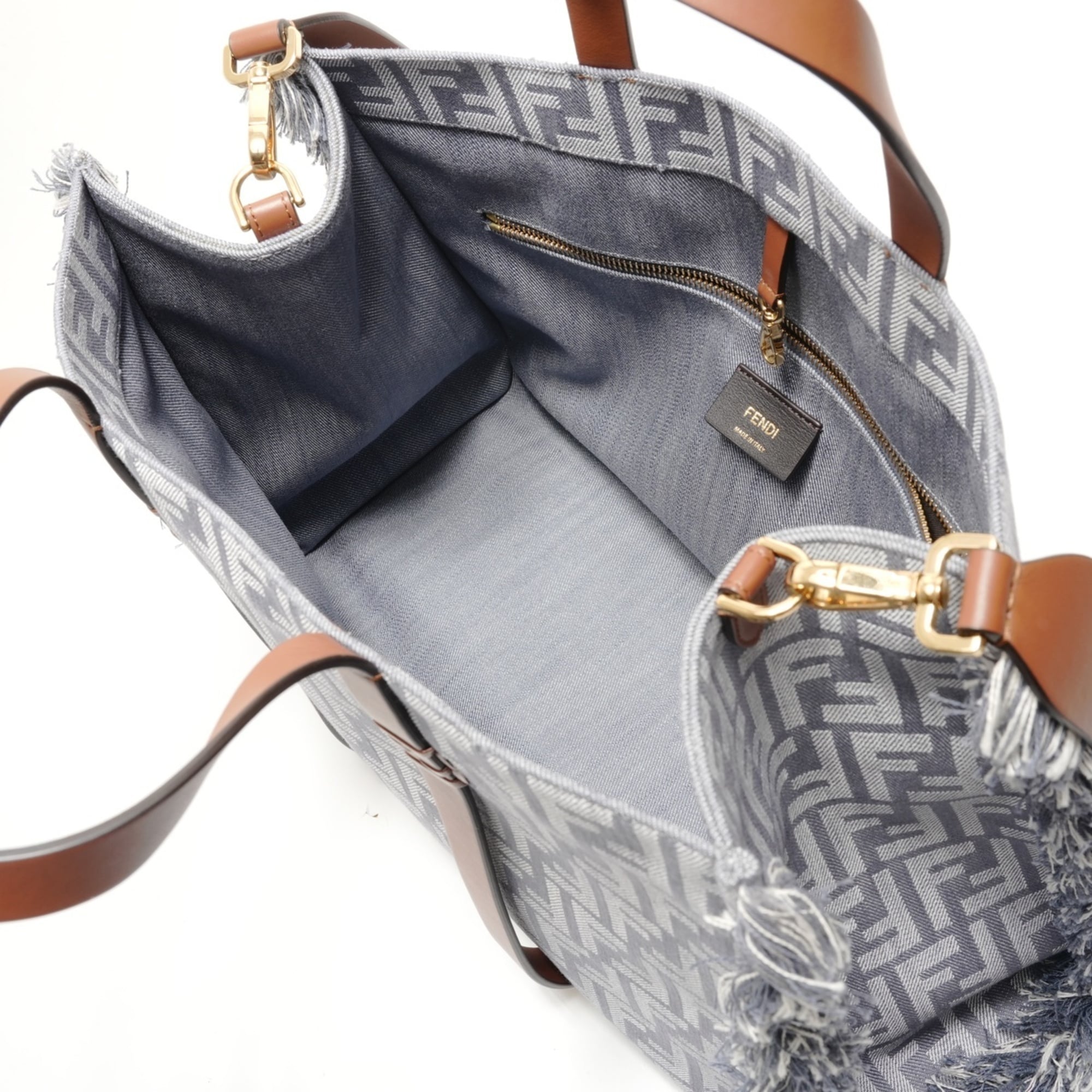 Fendi Gray Denim Tote Bag (Pre-Owned)