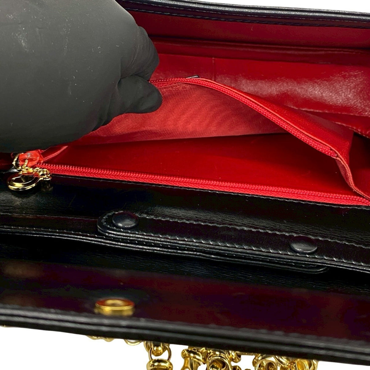Gucci Black Leather Pochette Shoulder Bag (Pre-Owned)