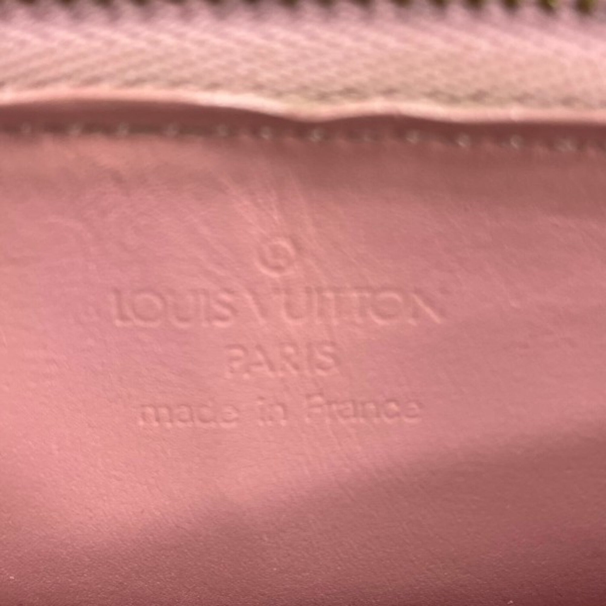 Louis Vuitton Beige Leather Handbag (Pre-Owned)