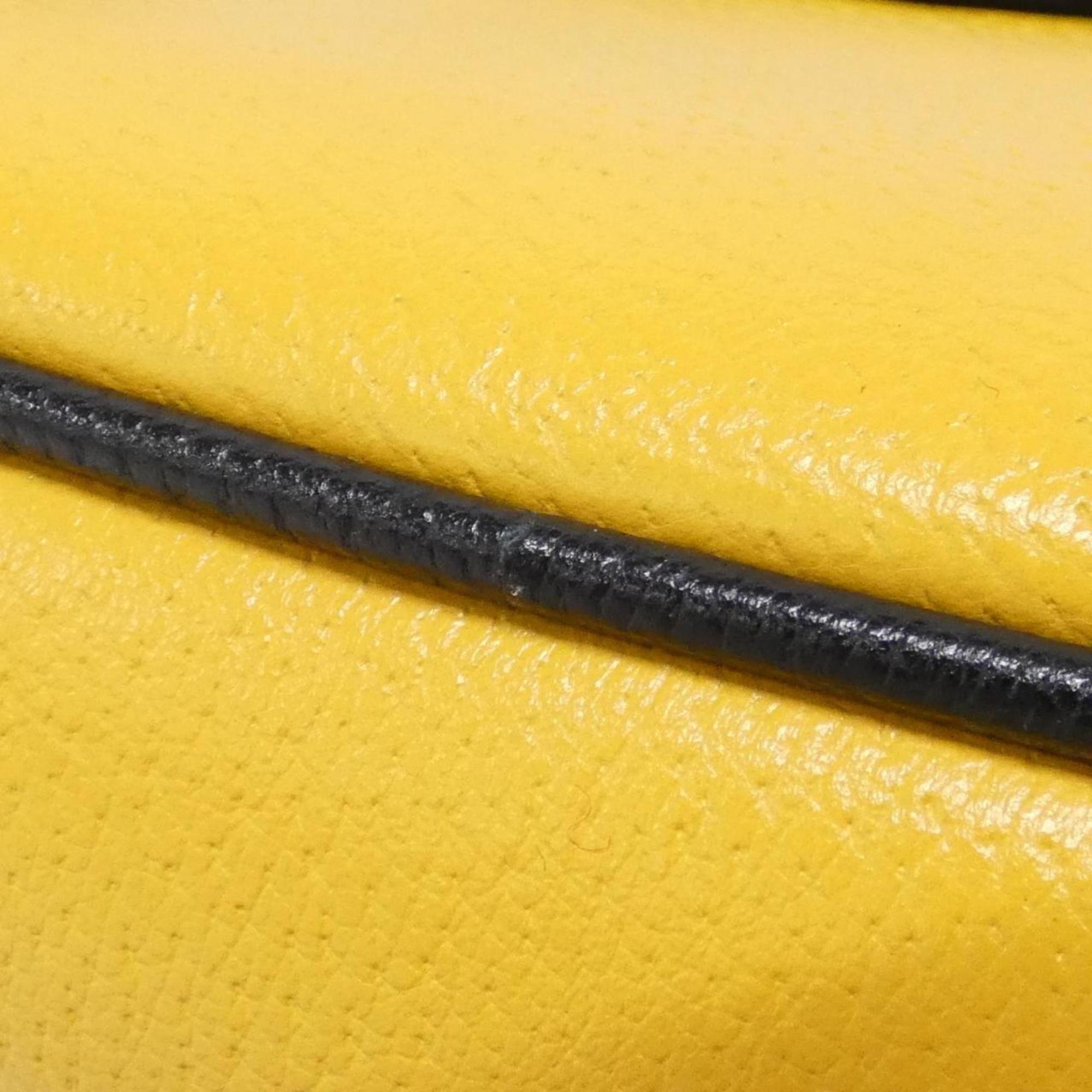 Gucci Yellow Leather Fanny Pack (Pre-Owned)