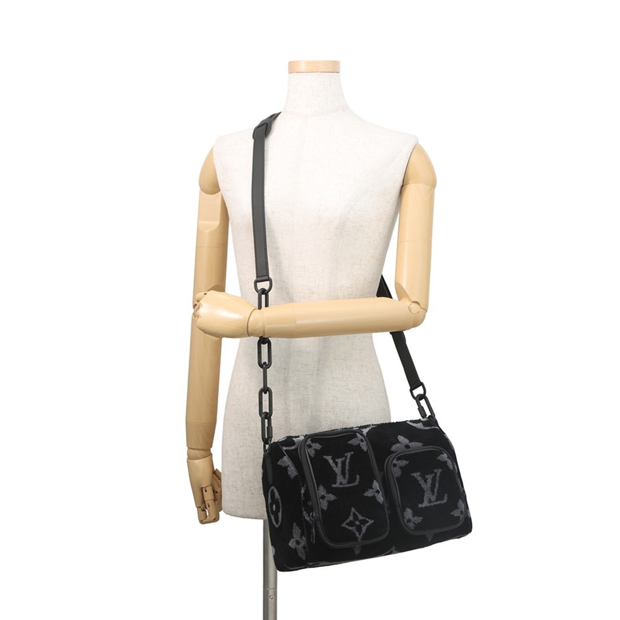 Louis Vuitton Monogram Eclipse Black Noir Monogram Eclipse Handbag (Pre-Owned)