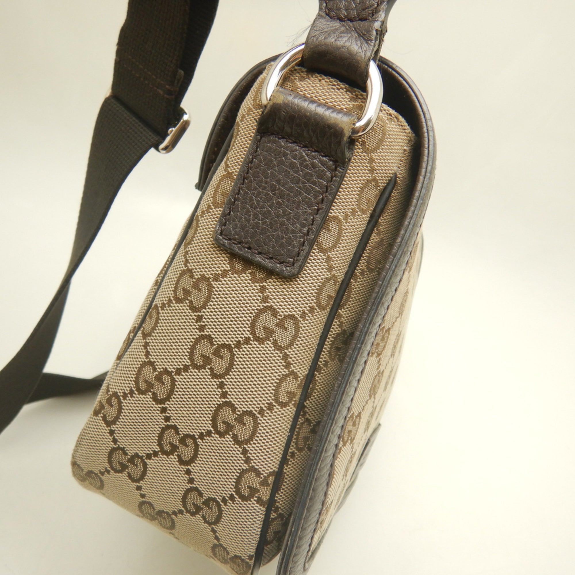 Gucci Beige Gg Canvas Leather Shoulder Bag (Pre-Owned)