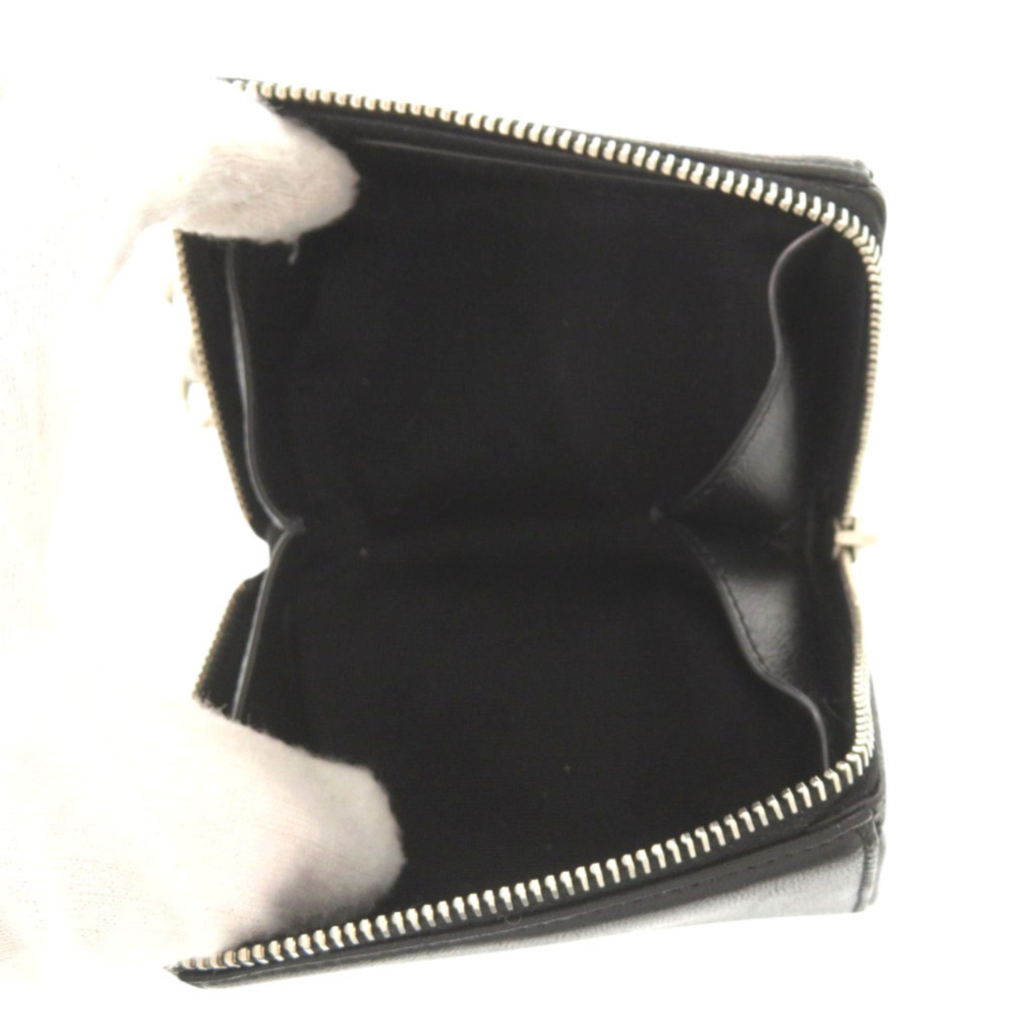 Yves Saint Laurent Black Leather Pouch Shoulder Bag (Pre-Owned)