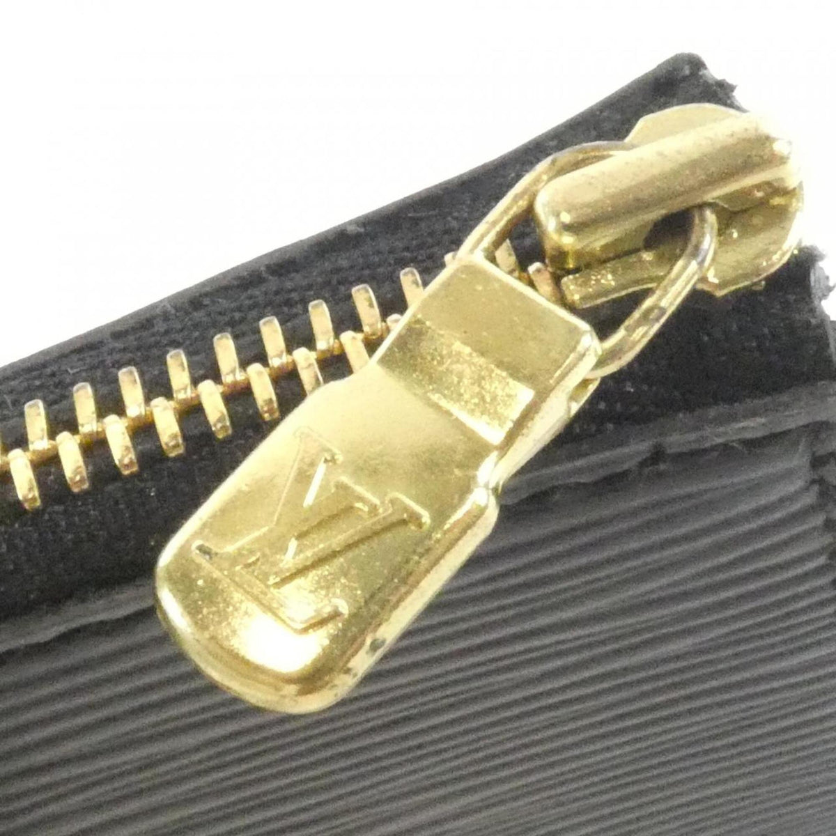 Louis Vuitton Black Leather Pochette Pouch (Pre-Owned)