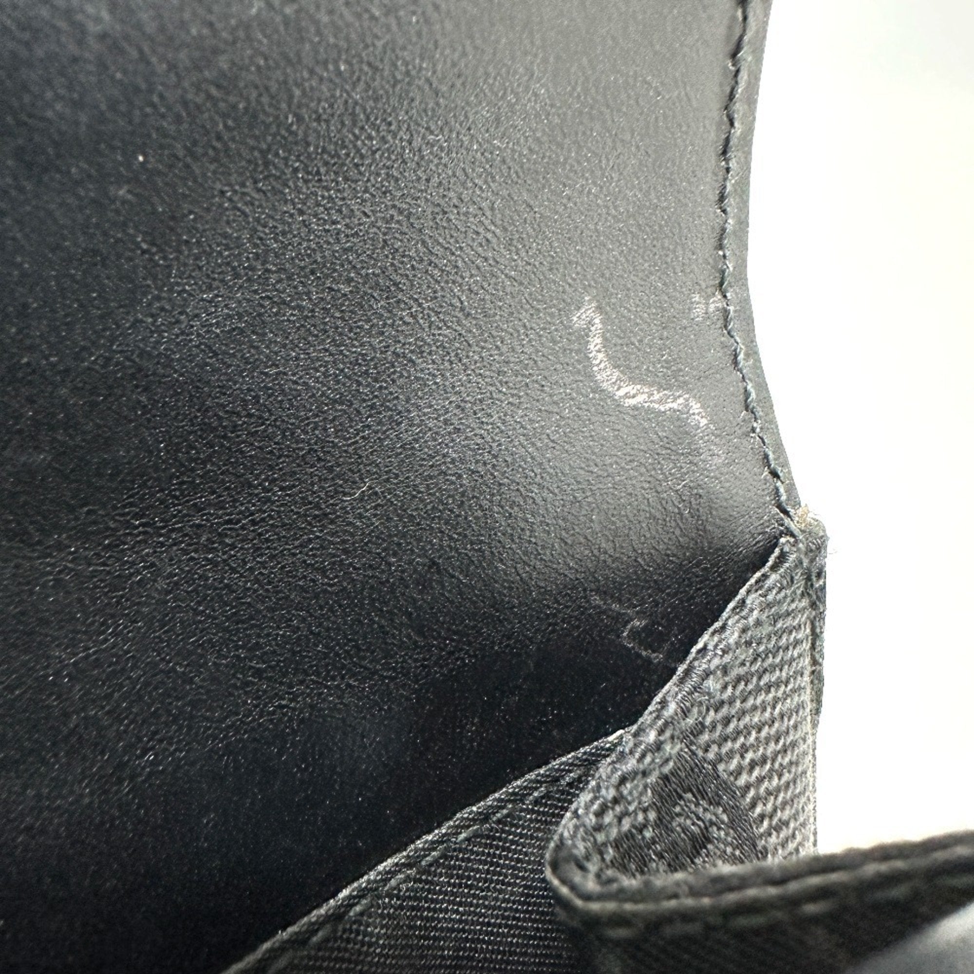 Gucci Black Gg Canvas Pouch (Pre-Owned)