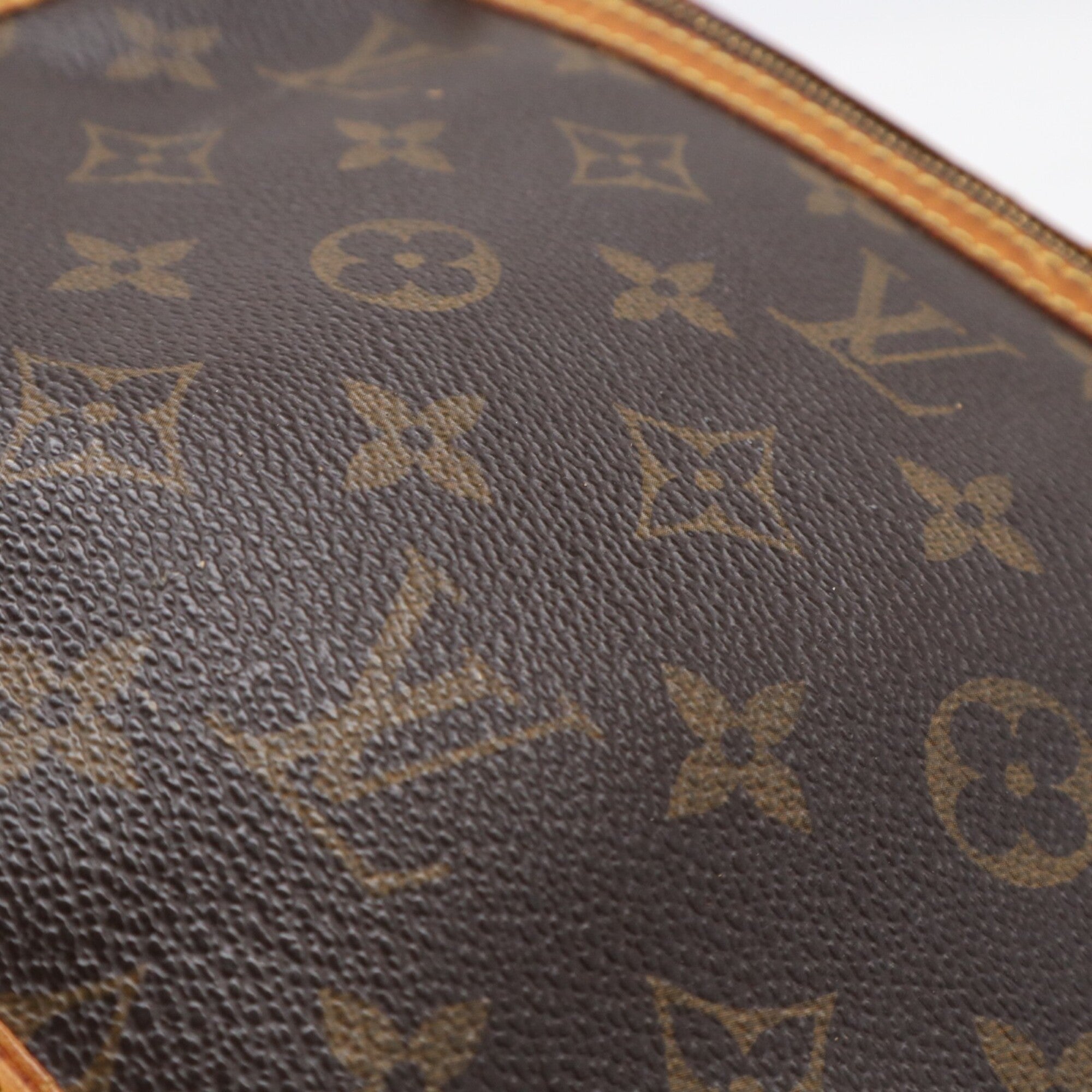 Louis Vuitton Beige Brown Monogram Shoulder Bag (Pre-Owned)