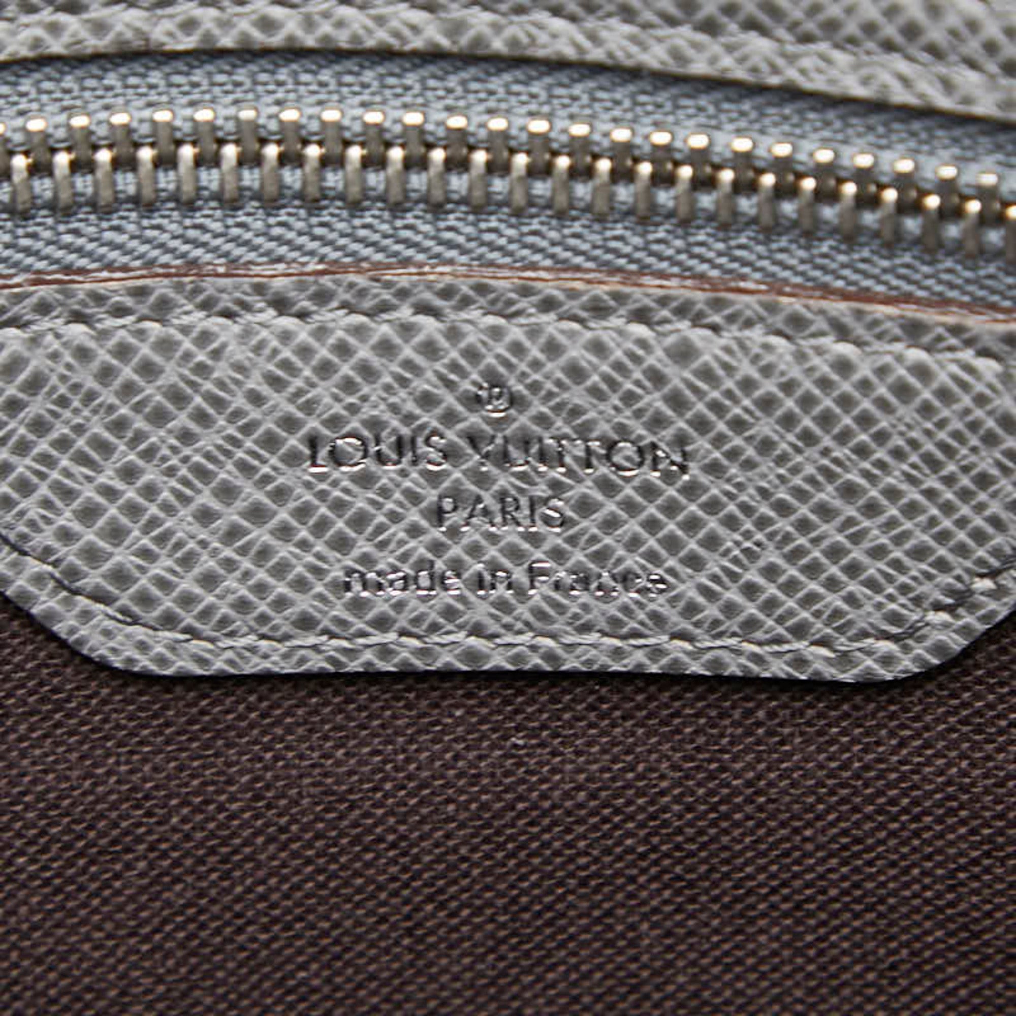 Louis Vuitton Glacier Gray Leather Shoulder Bag (Pre-Owned)