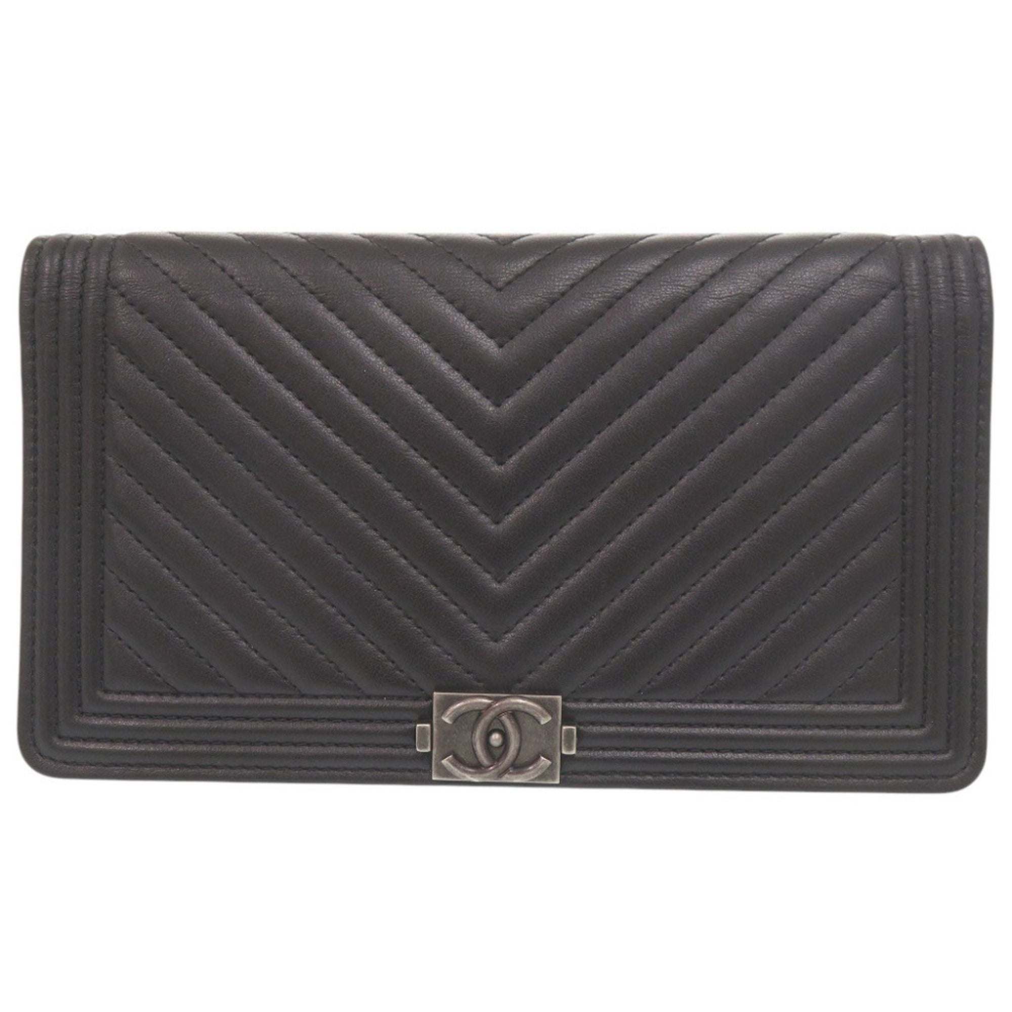 Chanel Black Leather Long Wallet (Bi-Fold) (Pre-Owned)
