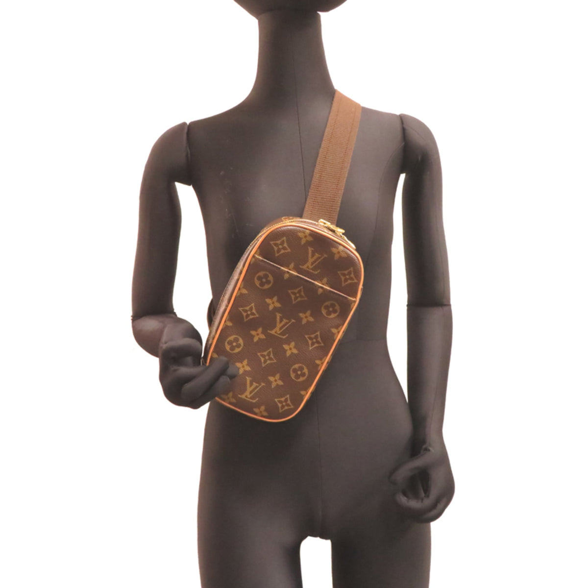 Louis Vuitton Brown Monogram Shoulder Bag (Pre-Owned)