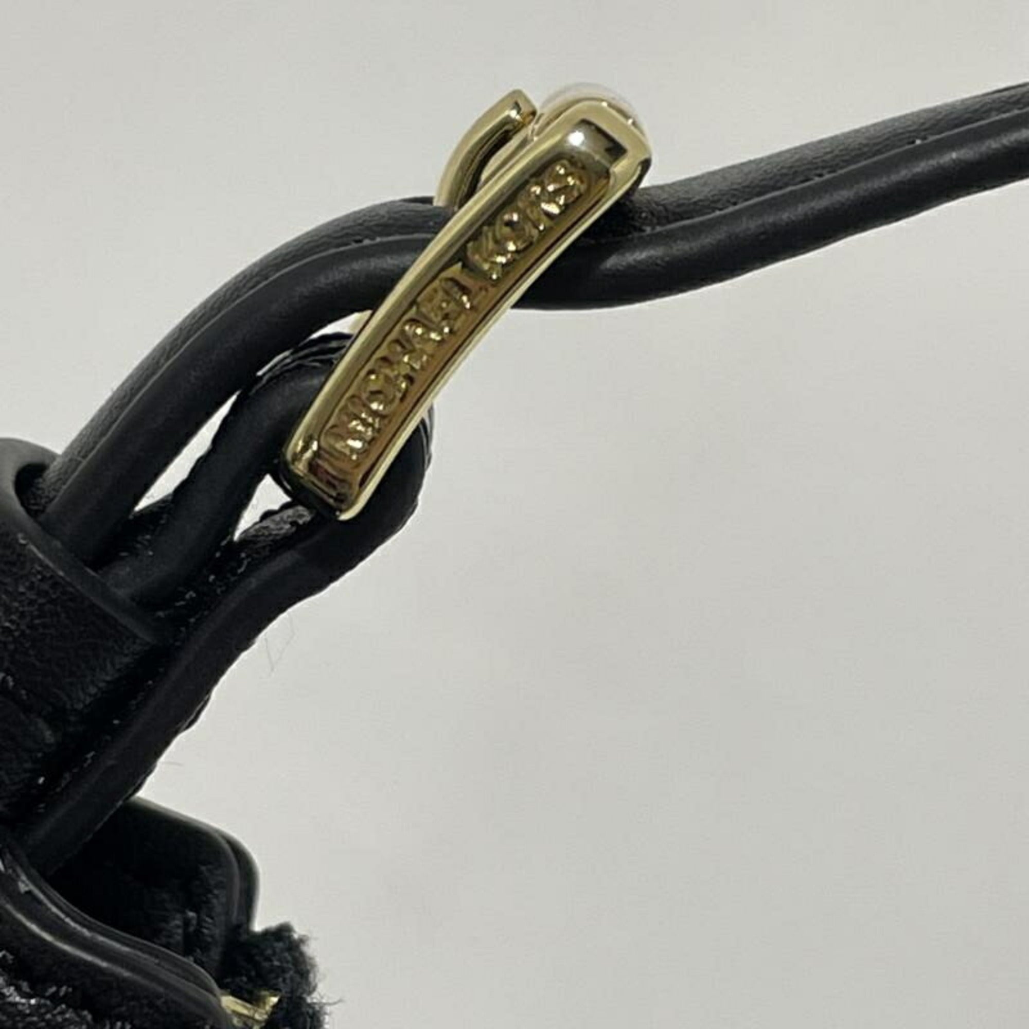 Michael Kors Black Handbag (Pre-Owned)