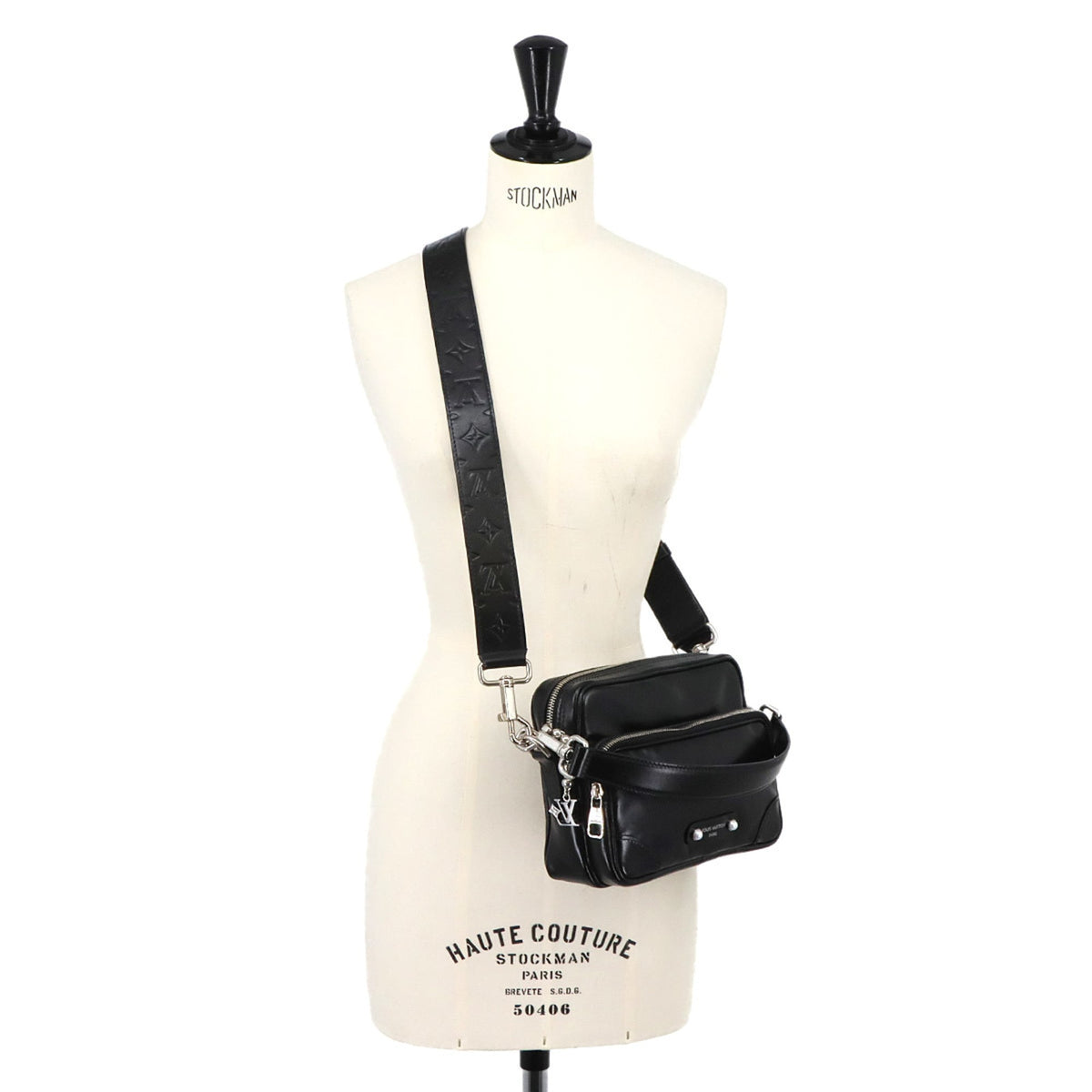 Louis Vuitton Black Leather Handbag Shoulder Bag (Pre-Owned)