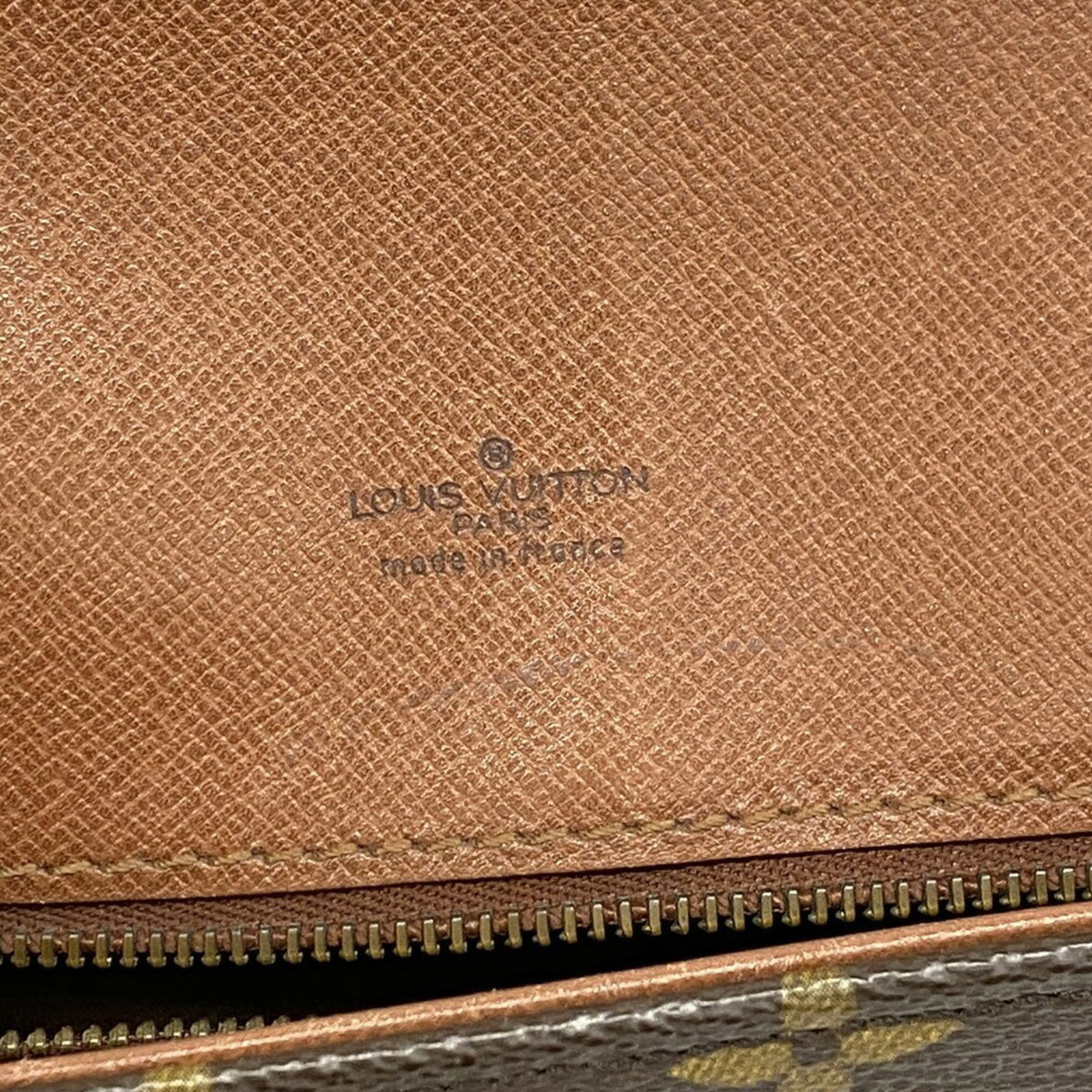 Louis Vuitton Brown Shoulder Bag (Pre-Owned)
