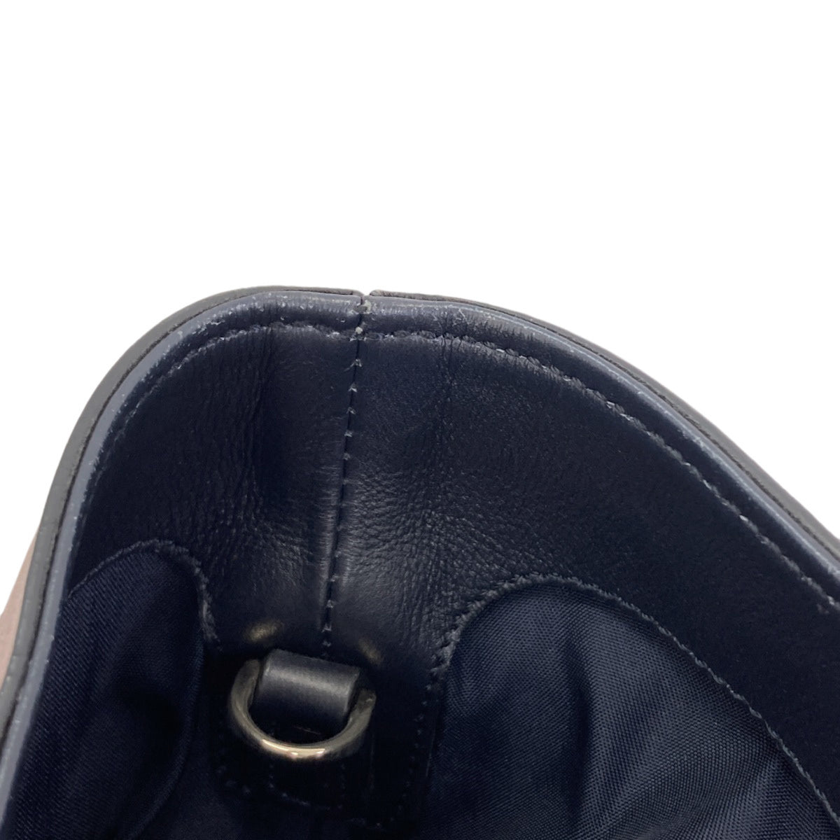 Tod's Pink Leather Handbag (Pre-Owned)