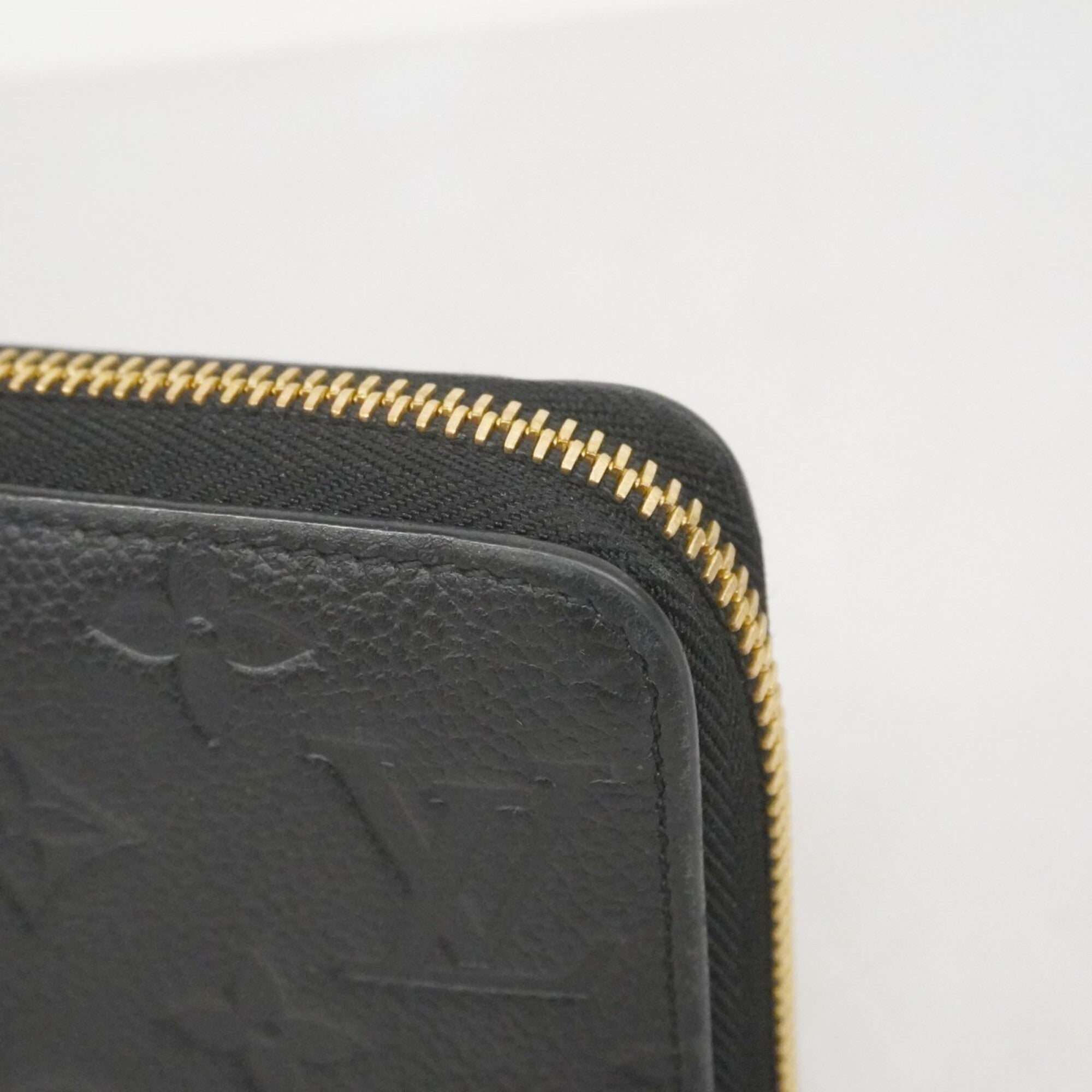 Louis Vuitton Noir Long Wallet (Bi-Fold) (Pre-Owned)