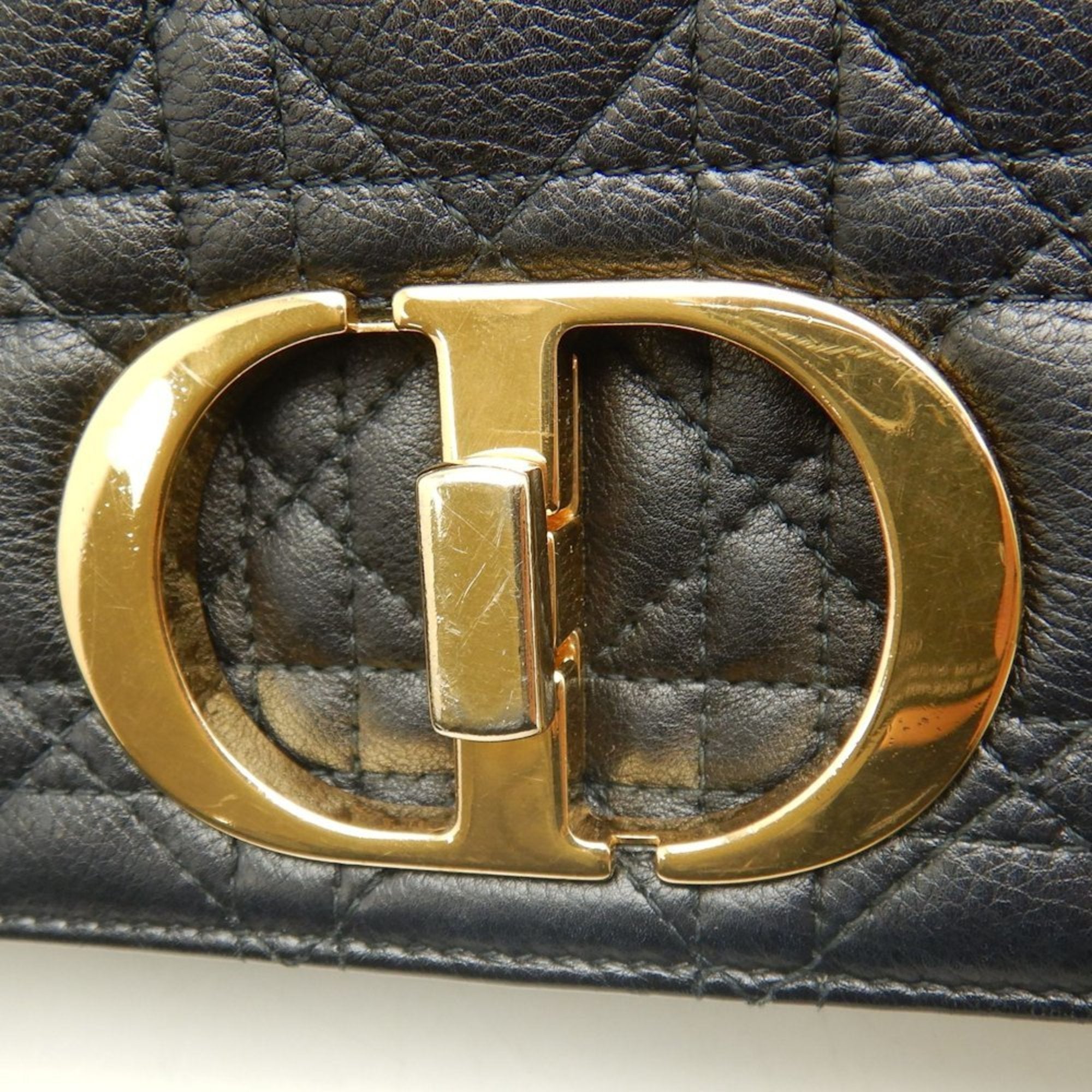 Christian Dior Black Leather Shoulder Bag (Pre-Owned)