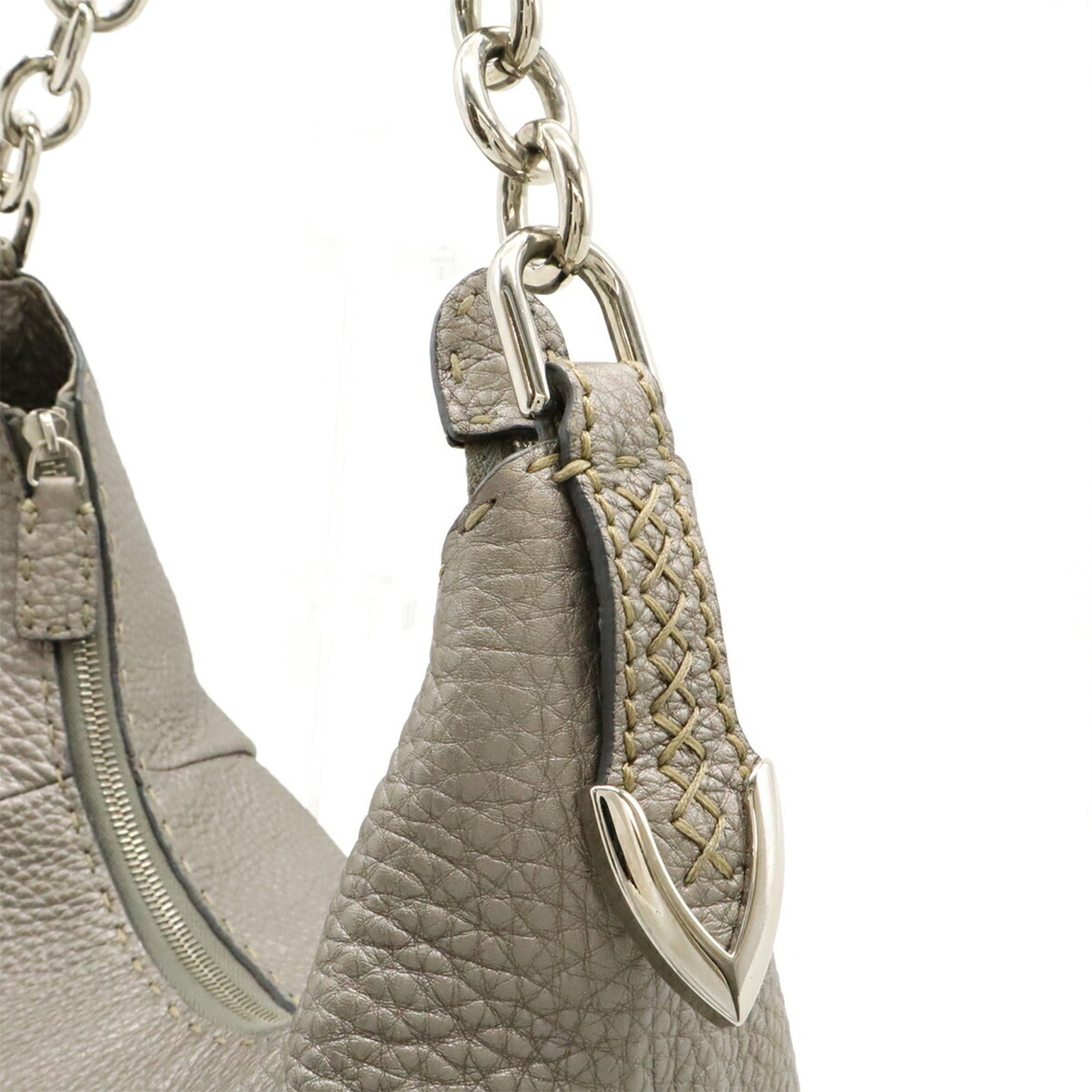 Fendi Selleria Silver Leather Shoulder Bag (Pre-Owned)