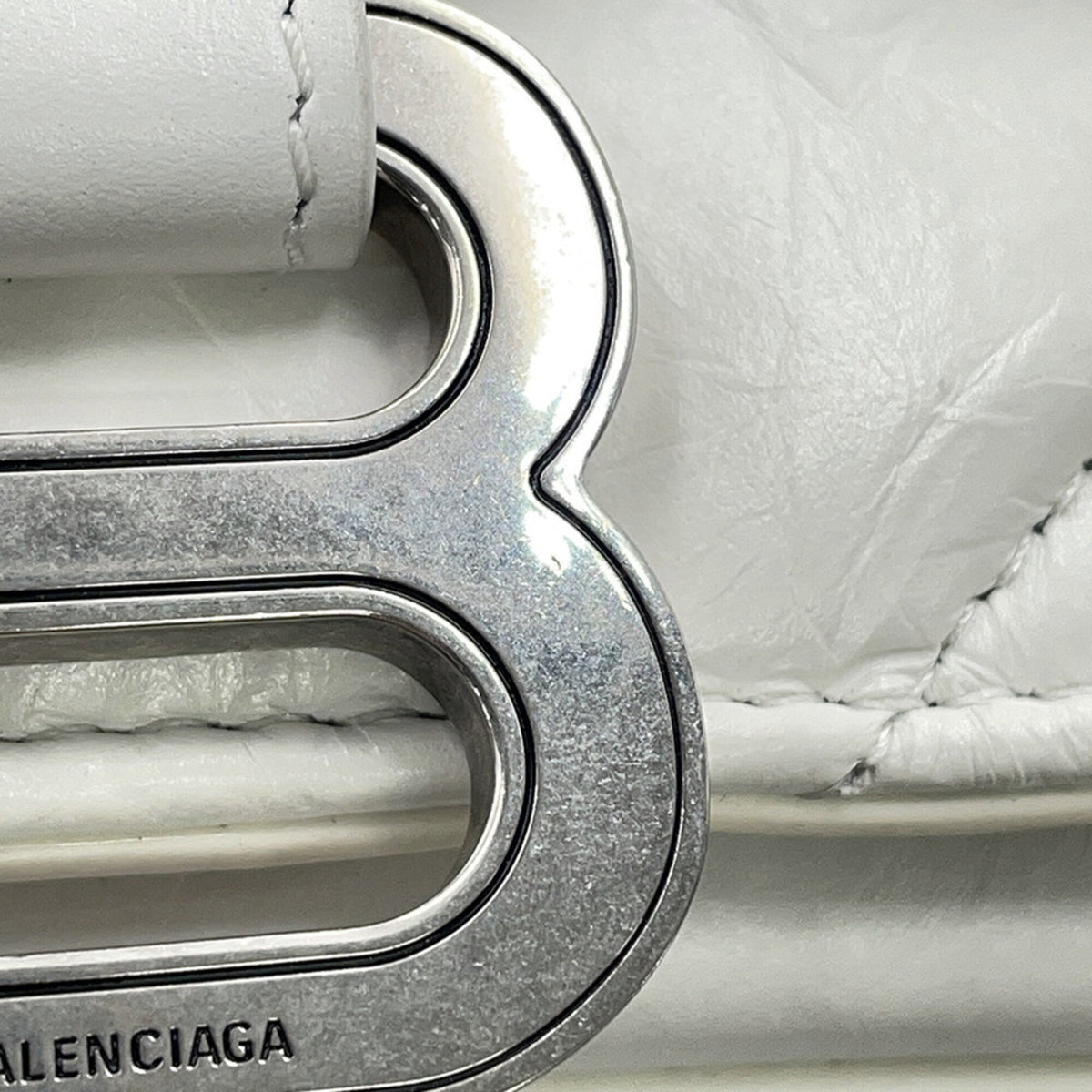 Balenciaga White Leather Handbag Shoulder Bag (Pre-Owned)